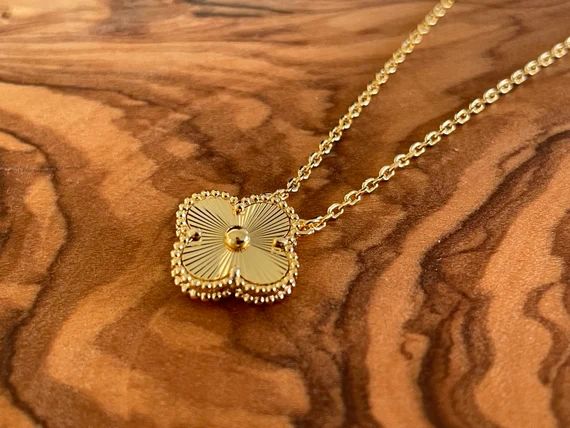 Single Motif Quilloche Necklace 18K Real Gold Plated Clover - Etsy | Etsy (US)