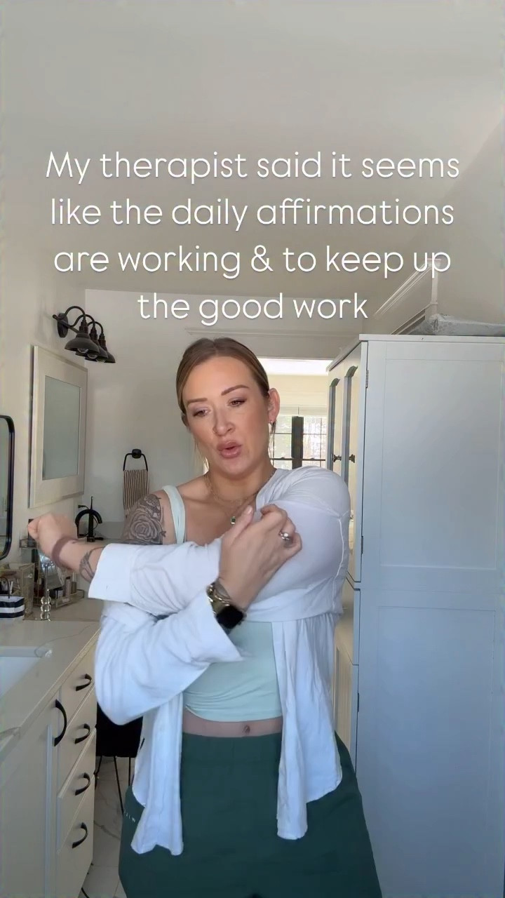 Affirmations are important
give them a try! 🤍🙌🏻

Let me know your favs in the comments!

#affirmations #selflove #positveaffirmations

#LTKBeauty #LTKMostLoved #LTKSaleAlert