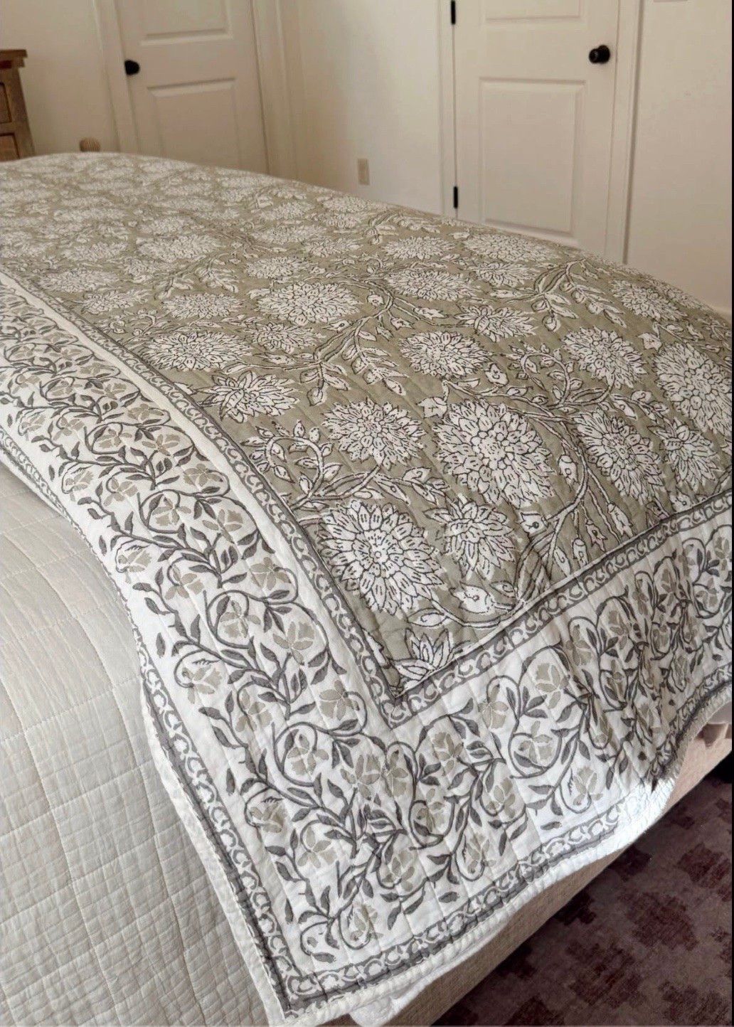 This is the viral quilt you all keep asking about 🤍
Perfect for that summer to fall transition, and I love it styled at the end of the bed.

#LTKSeasonal #LTKHome #LTKmomlife