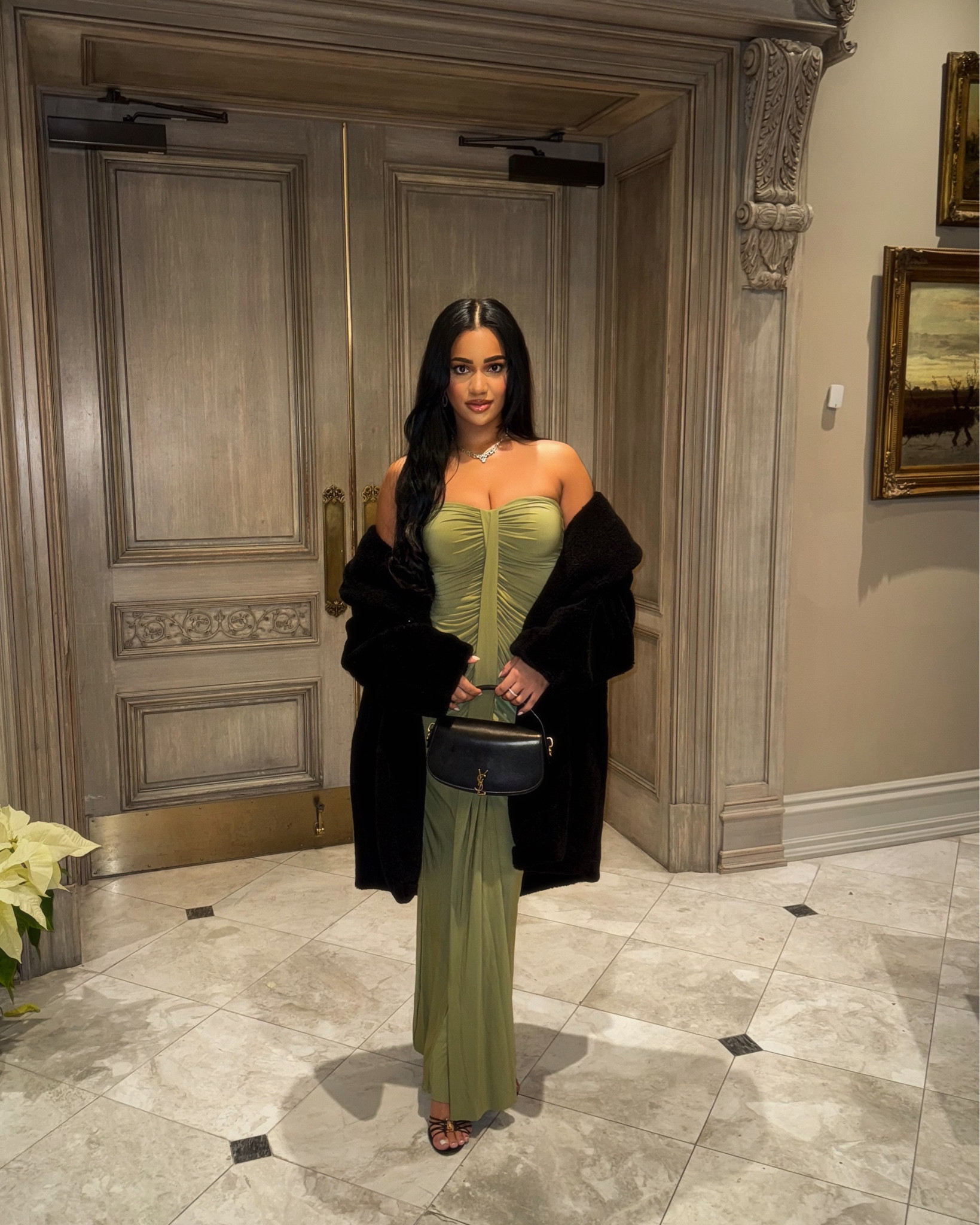 The happy grinch 😘😝

#LTKBeauty #LTKootd #LTKSeasonal