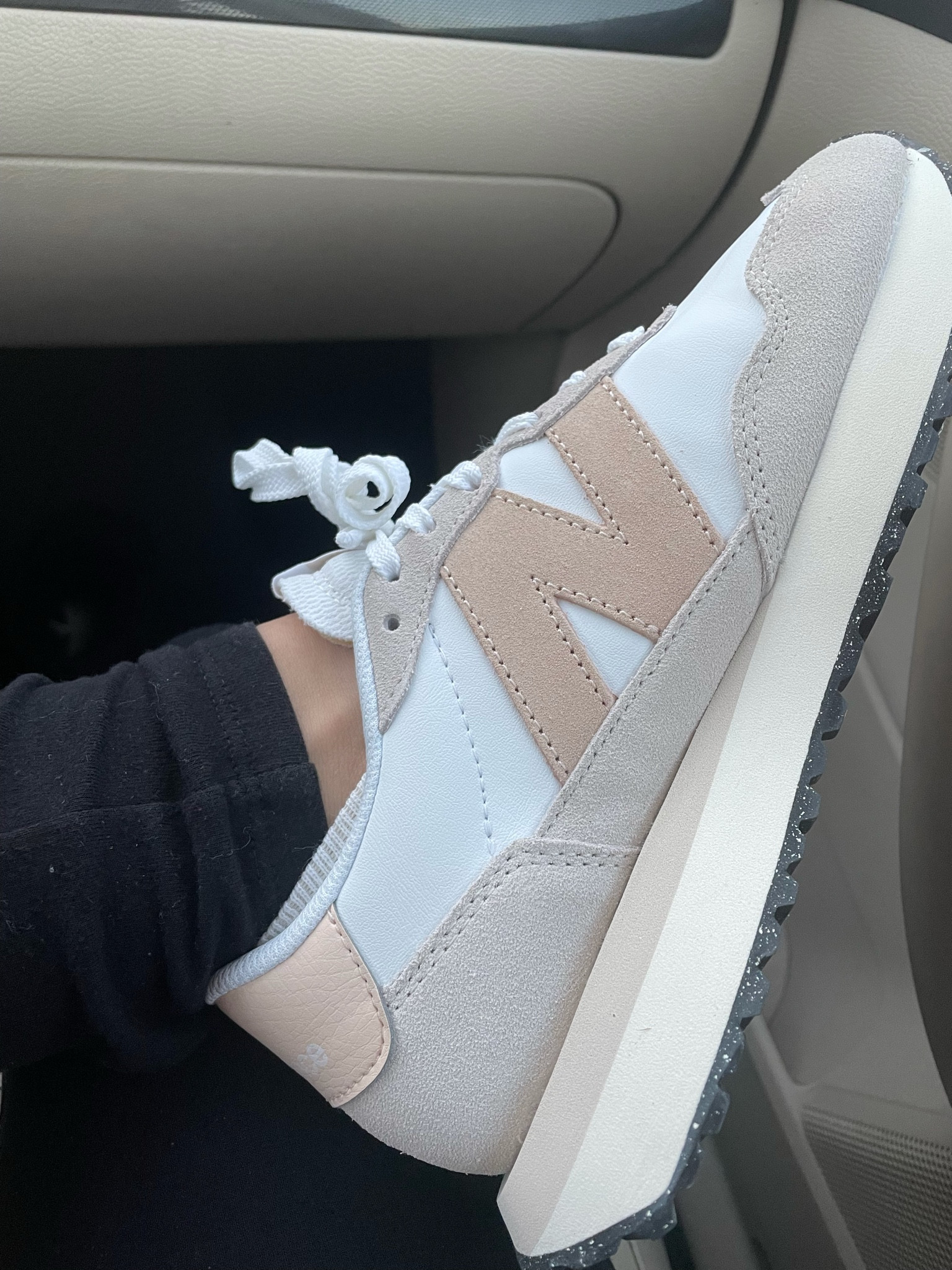 New Kicks! #newbalance

#LTKbeauty #LTKfit #LTKSeasonal