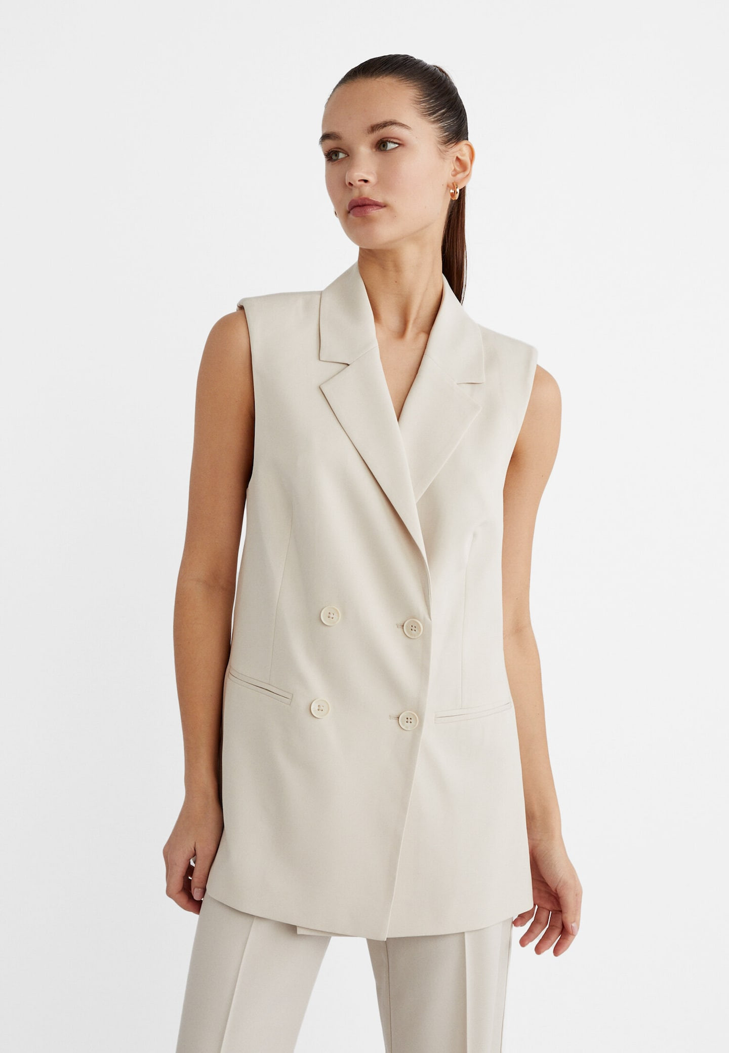 Medium buttoned waistcoat - Women's fashion | Stradivarius United Kingdom | Stradivarius (UK)