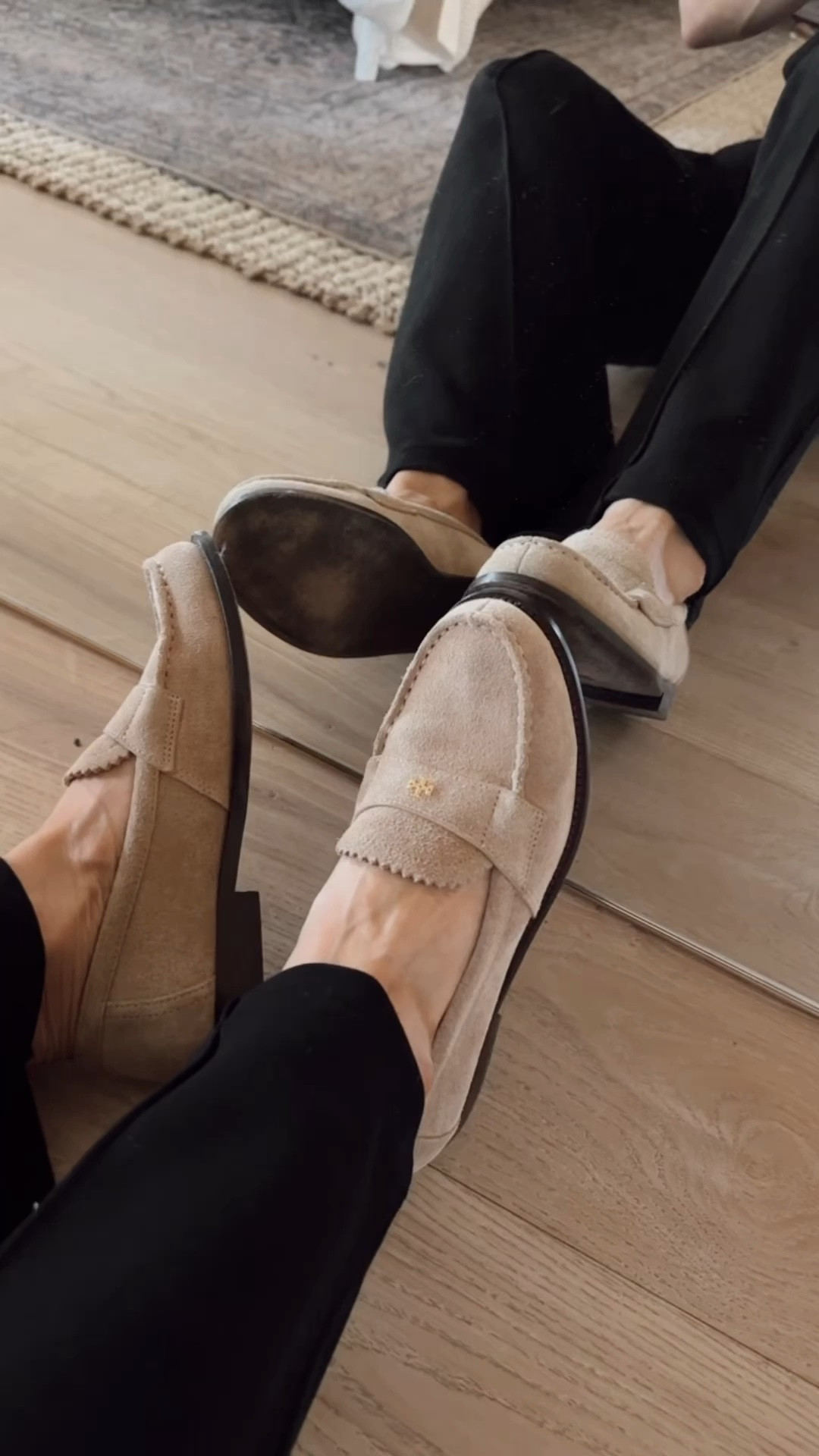 Love these sand colored suede loafers. So easy to dress up or down 
They’re true to size and I wore them with socks the first time and after that they were broken in and so comfortable. Included in this month’s capsule 
Sharing more @toryburch favorites at  @shopbop 

#LTKOver40