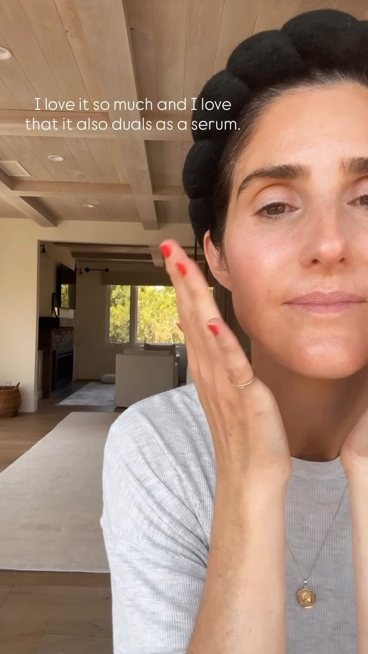 Running late makeup routine from a 40+ yr old busy mom of 2

Foundation: Neutral tan
Concealer Pen: 3.5
Eyeshadow: Rebellion
Eyebrow pencil: Medium brown
Lip duo liner: Medium Lipgloss: Ibiza Night
StylinByAylin, Aylin #nordstrom #amazon #beauty #makeup

#LTKgrwm #LTKselfcare #LTKBeauty