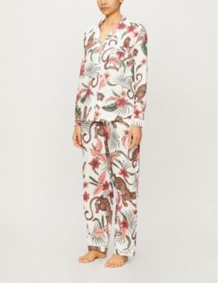 Soleia jungle-print organic cotton pyjama set | Selfridges