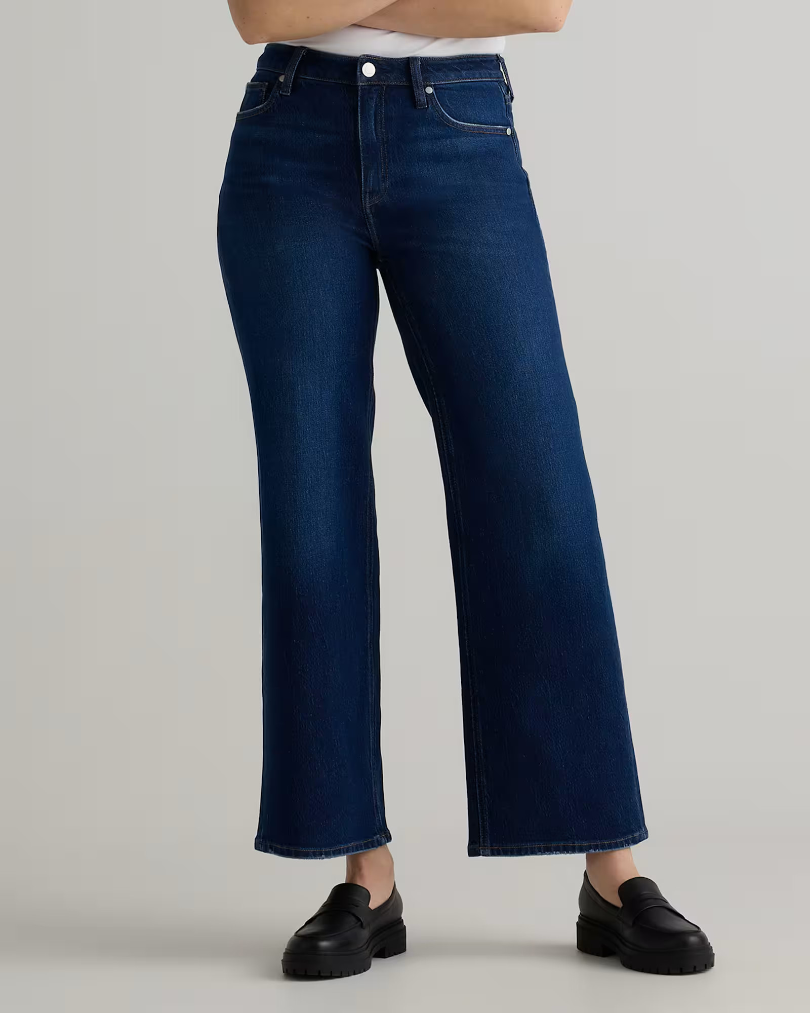 Bella Stretch Relaxed Straight Jeans | Quince