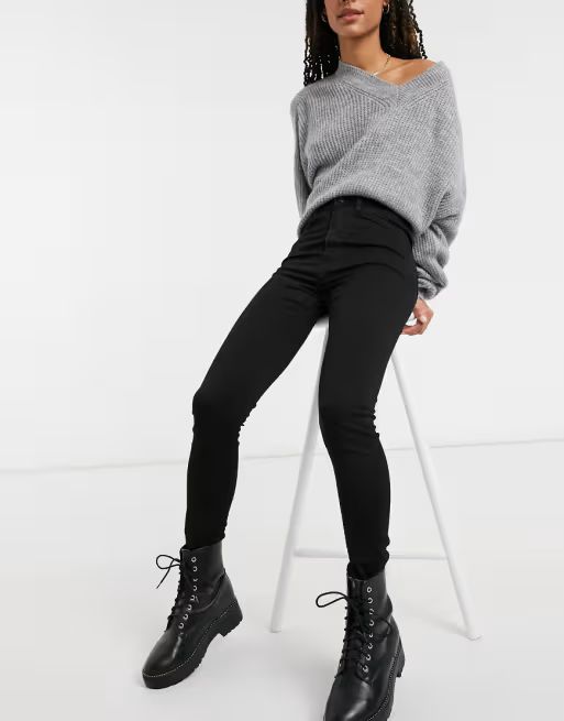 Monki – Oki – Skinny-Jeans aus Bio-Baumwolle in Schwarz-Deluxe mit hohem Bund | ASOS (Global)