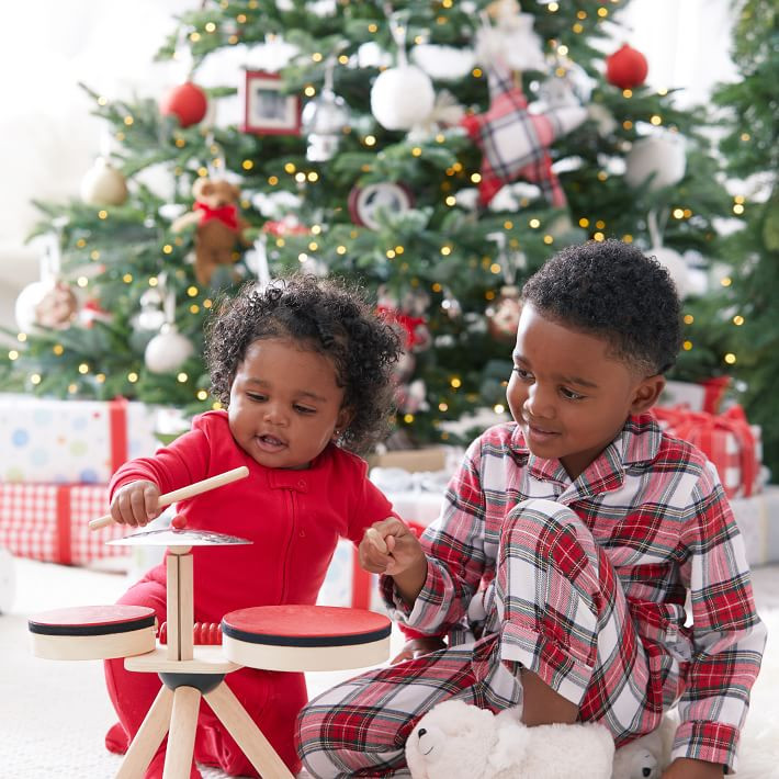 Plaid Flannel Kids Pajama Set | Mark and Graham