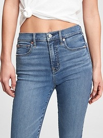 High Rise True Skinny Jeans with Secret Smoothing Pockets with Washwell™ | Gap (CA)