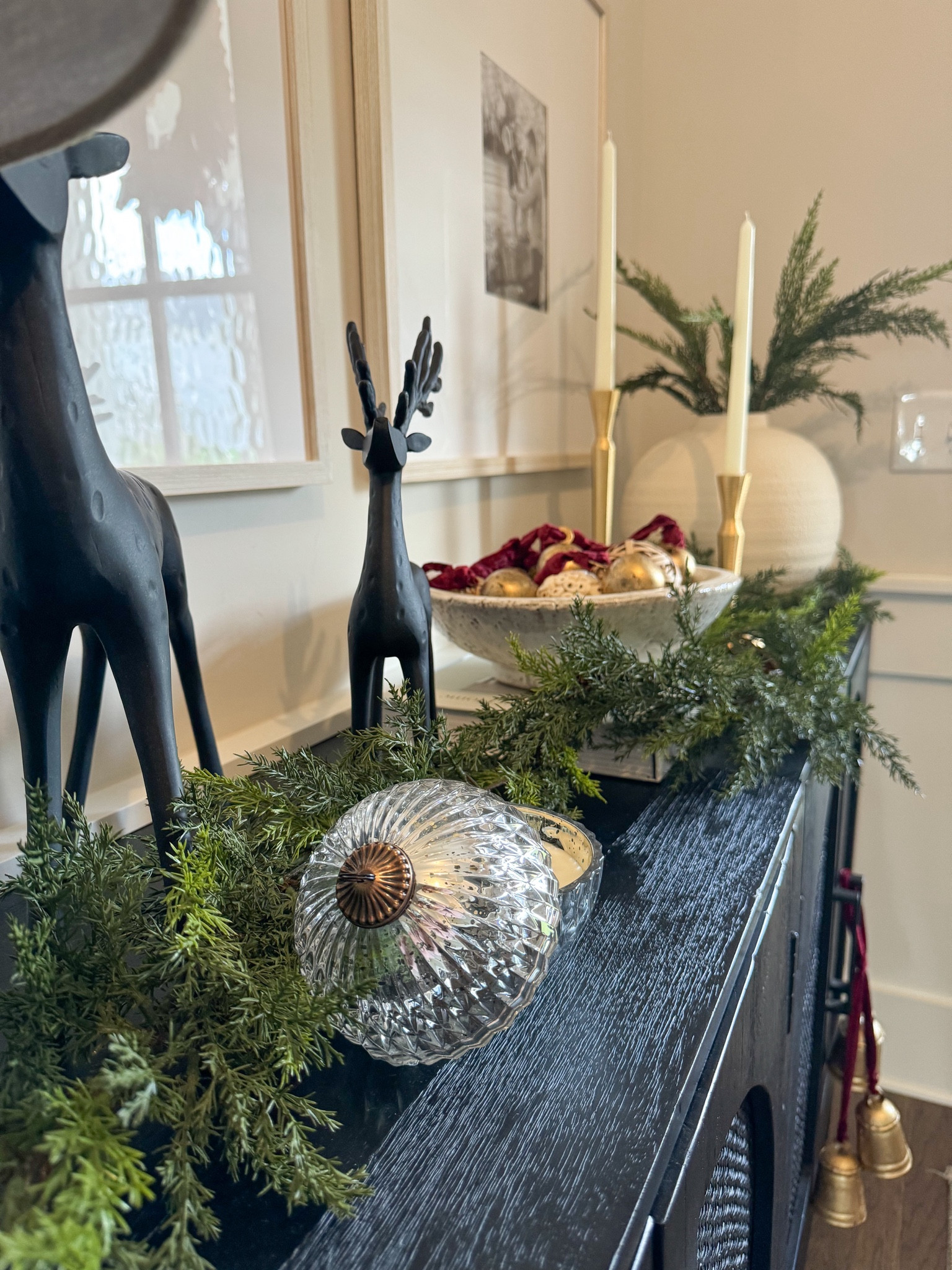 ✨Holiday Decor with @ecochichome 

So excited to show you this new Christmas collection from Eco Chic Home! I’m obsessed with all of it, especially the ornament candle and bells 😍 

#holidaydecor #christmasdecor #holidayhome #ecochichome #christmasdecorations #christmasdecorating #holidaycandles #garland


#LTKSeasonal #LTKHome #LTKHoliday