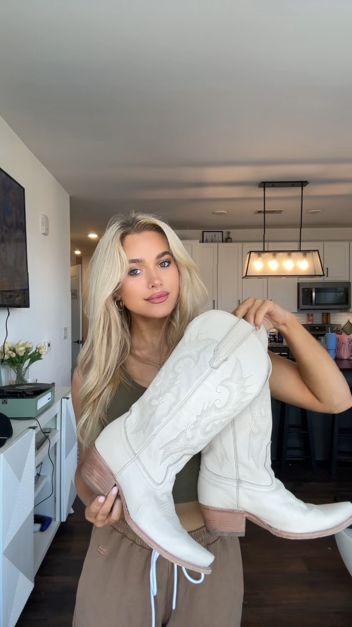 Help me style these new boots 🤠

#LTKstyletip #LTKshoecrush #LTKSeasonal