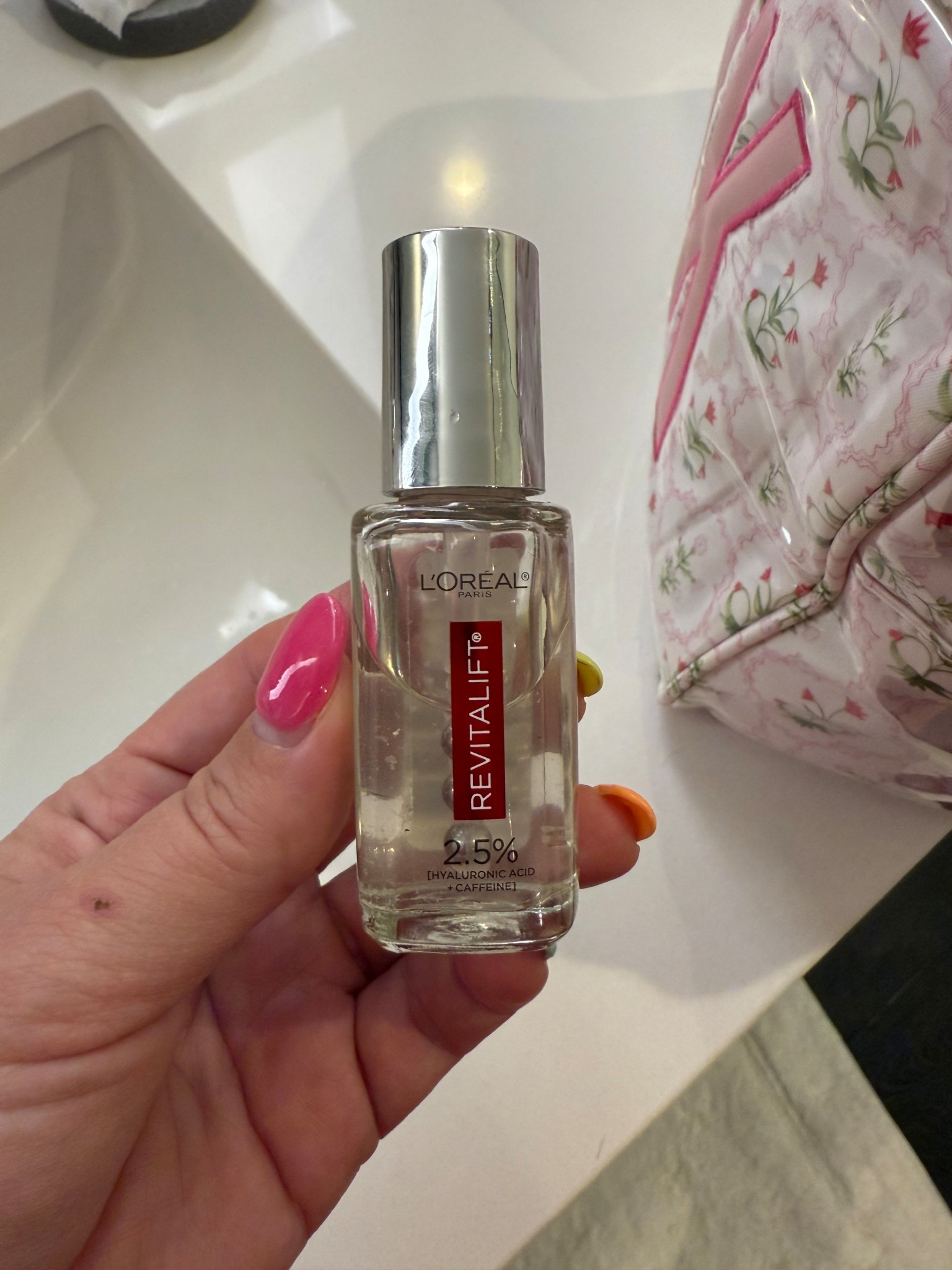 This stuff feels so good on my eyes! I use it in the morning and at night! It basically feels like the eye masks you put on under your eyes!

L’Oréal
Revitalift
Eye serum
Beauty products


#LTKBeauty #LTKmomlife #LTKselfcare