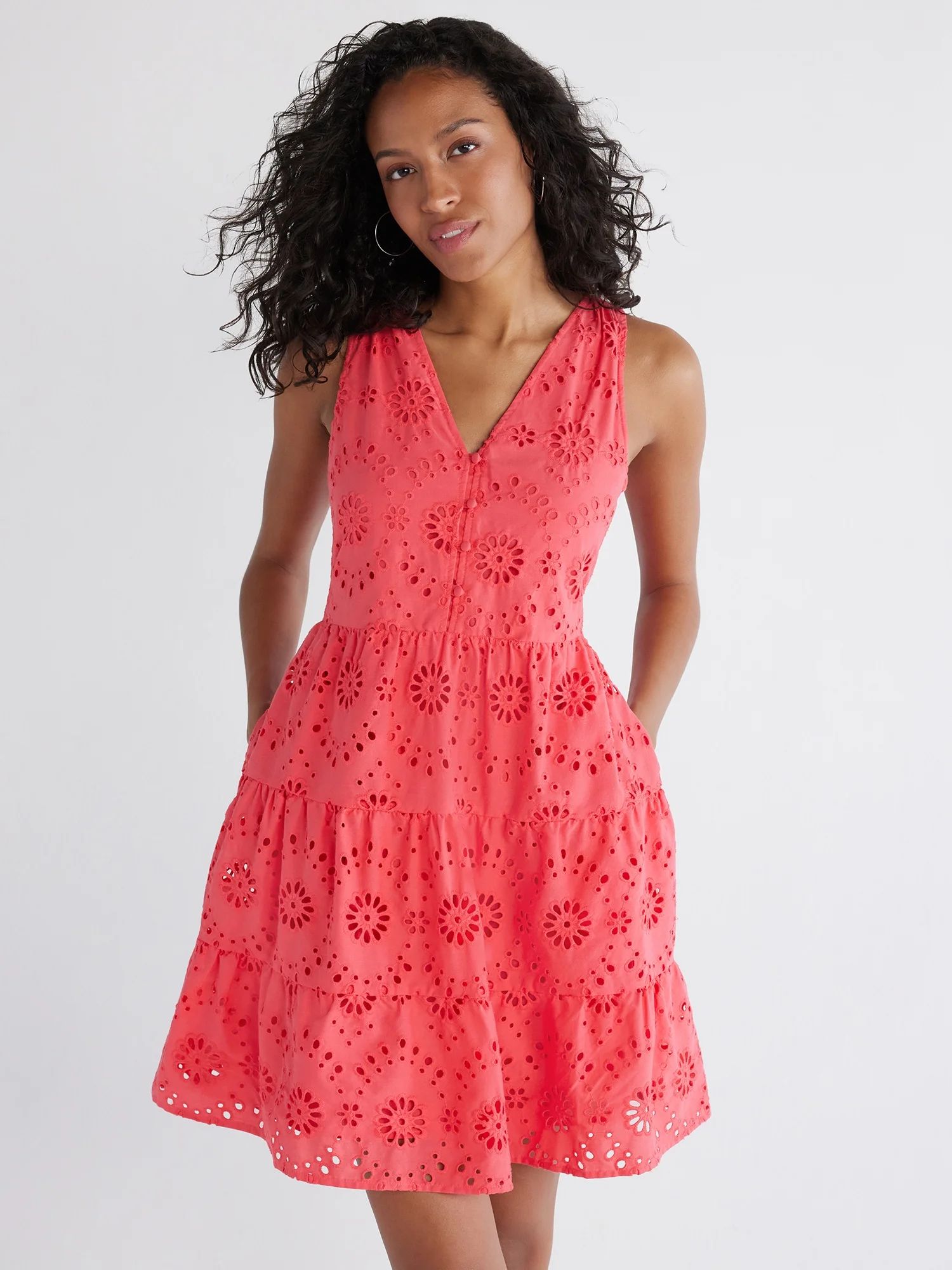 Time and Tru Women's and Women's Plus  Cotton Blend Tiered Eyelet Dress, Sizes XS-4X - Walmart.co... | Walmart (US)