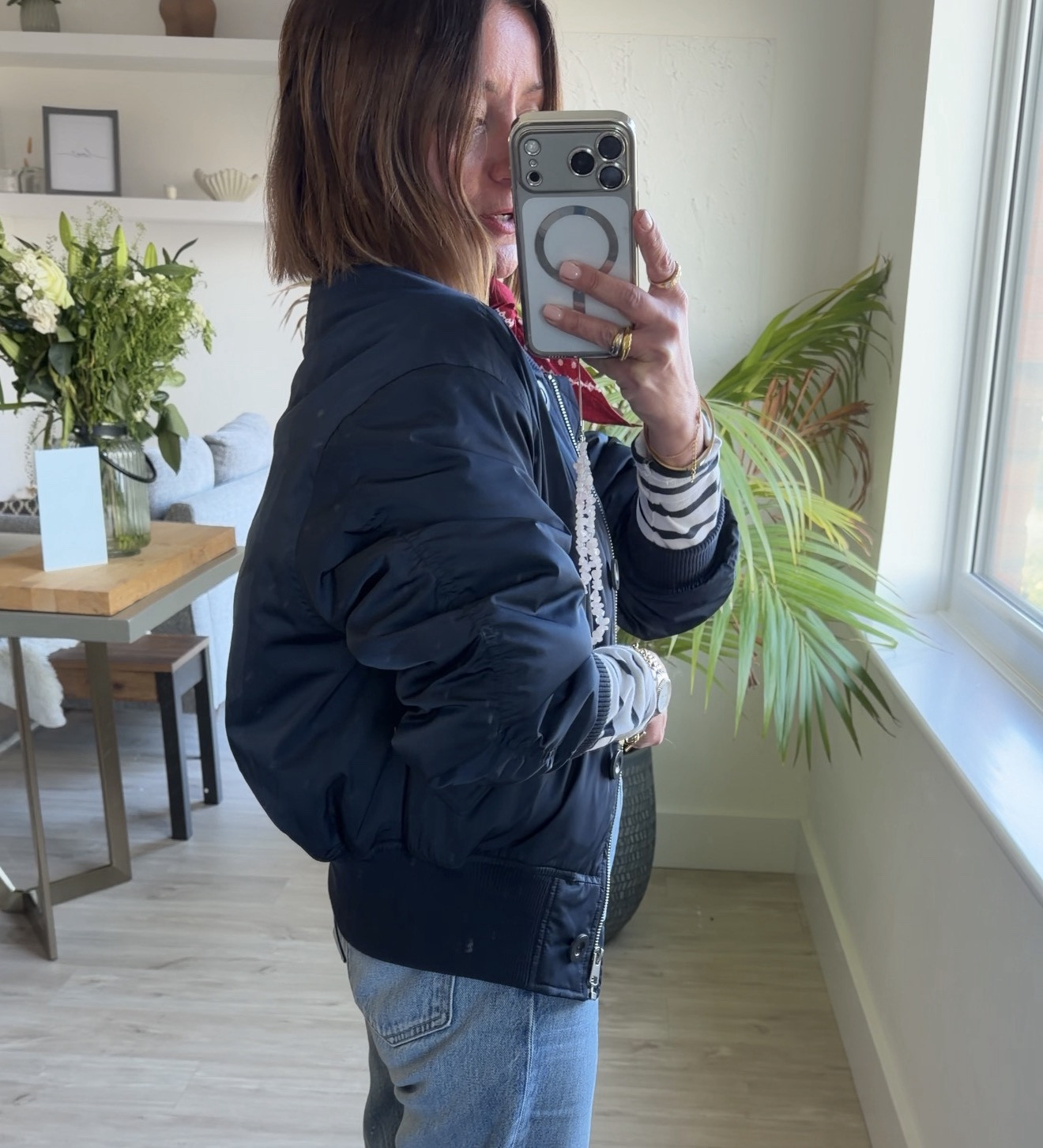 My navy bomber jacket is back in stock! I’ve barely taken this off in the last 2 weeks. I wear a size xs (I’m 6/8)



#LTKuk #LTKspring