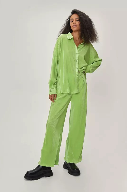 Petite Plisse High Waisted Wide Leg Pants | Nasty Gal (US)