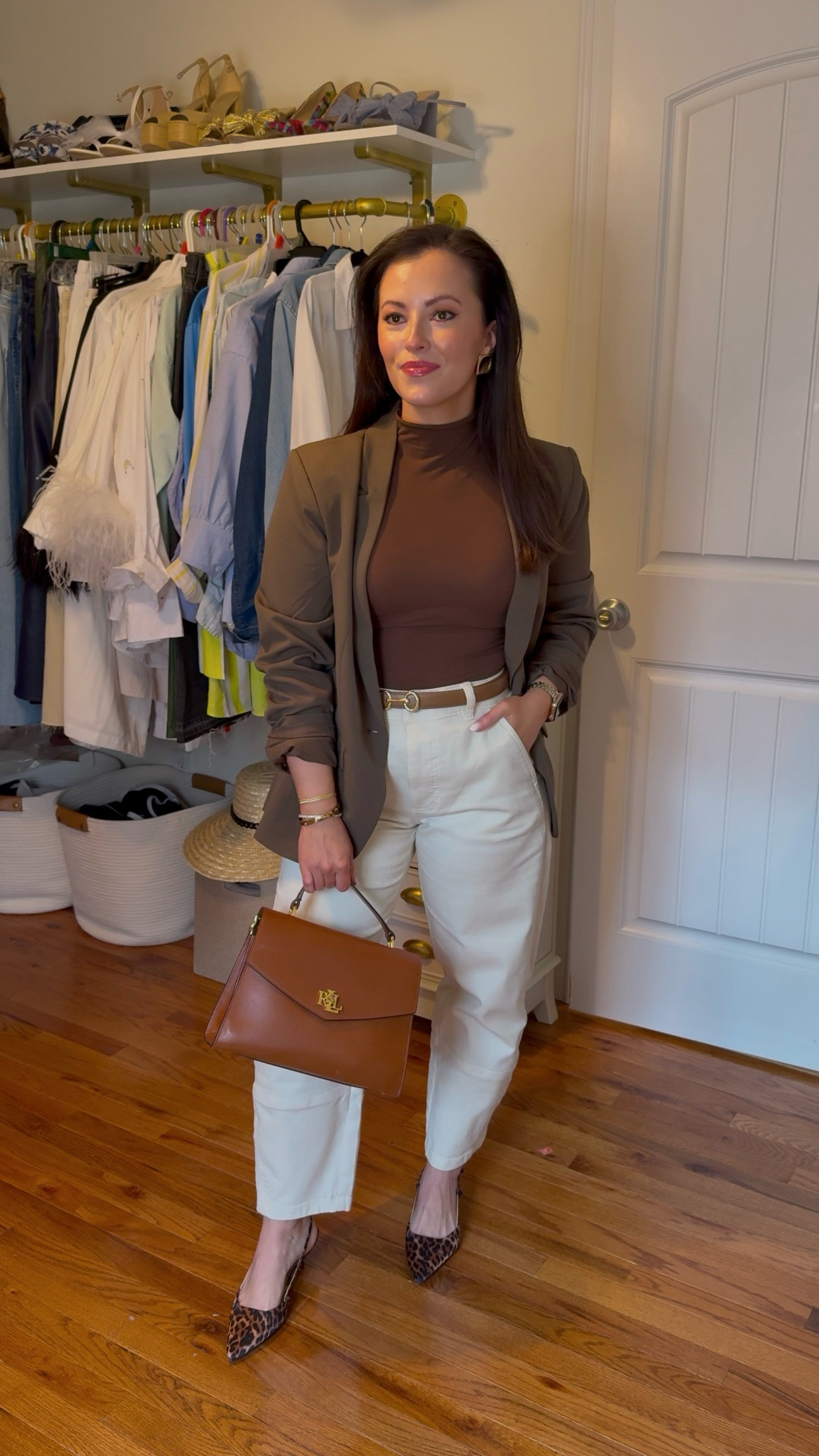 A Friday workwear outfit of the day with barrel jeans! Heading into the office today looking forward to seeing all my team.
Women’s workwear
Barrel Pants - 27
Blazer - medium 
#ootd #classicstyle #ralphlauren #workwear #outfitinspo

#LTKStyleTip #LTKFindsUnder100 #LTKPetite