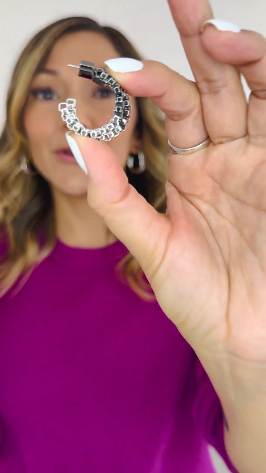 Jewelry makes such an easy, go-to gift, and Nordstrom Rack has so many amazing and affordable finds, like these simple, versatile AllSaints hoops. I wanted something minimalist for everyday wear, and these little silver beauties were perfect… and they’re on sale right now! 

🎁 After my latest browse at Nordstrom Rack, here are the pieces I’ve added to my wishlist this year, all at affordable prices! 

@ltk @NordstromRack #NordstromRackPartner #RackScore 


#LTKFindsUnder50 #LTKGiftGuide