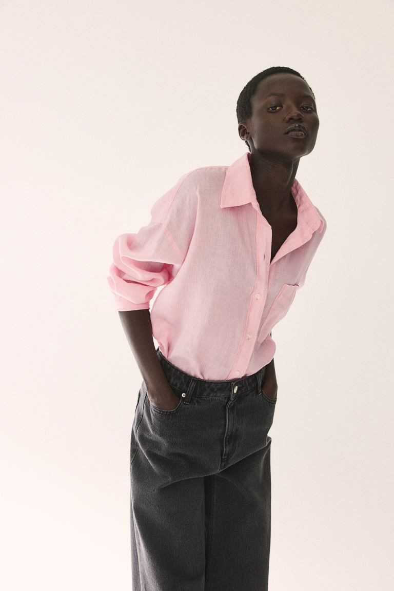 Oversized linen shirt - Long sleeve - Regular length - Light pink - Ladies | H&M GB | H&M (UK, MY, IN, SG, PH, TW, HK)