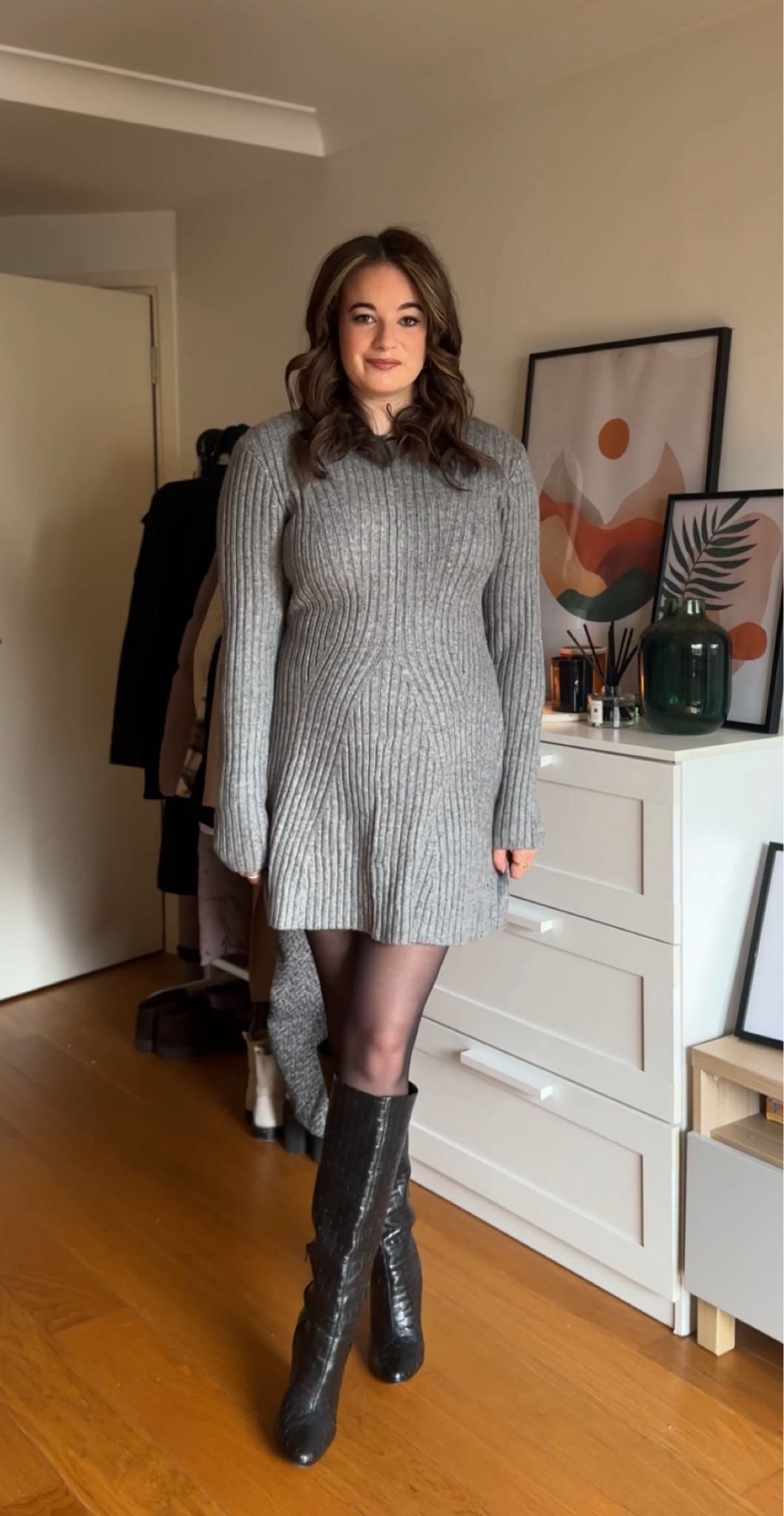 Grey dress & knee high boot combo - perfect for winter ❄️ 



#LTKwinter #LTKmidsize #LTKuk