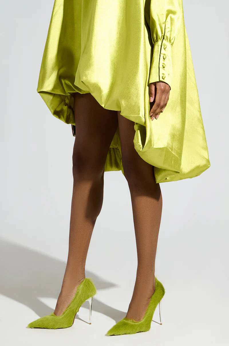 AZALEA WANG ROMEE GREEN PONY HAIR PUMP | AKIRA