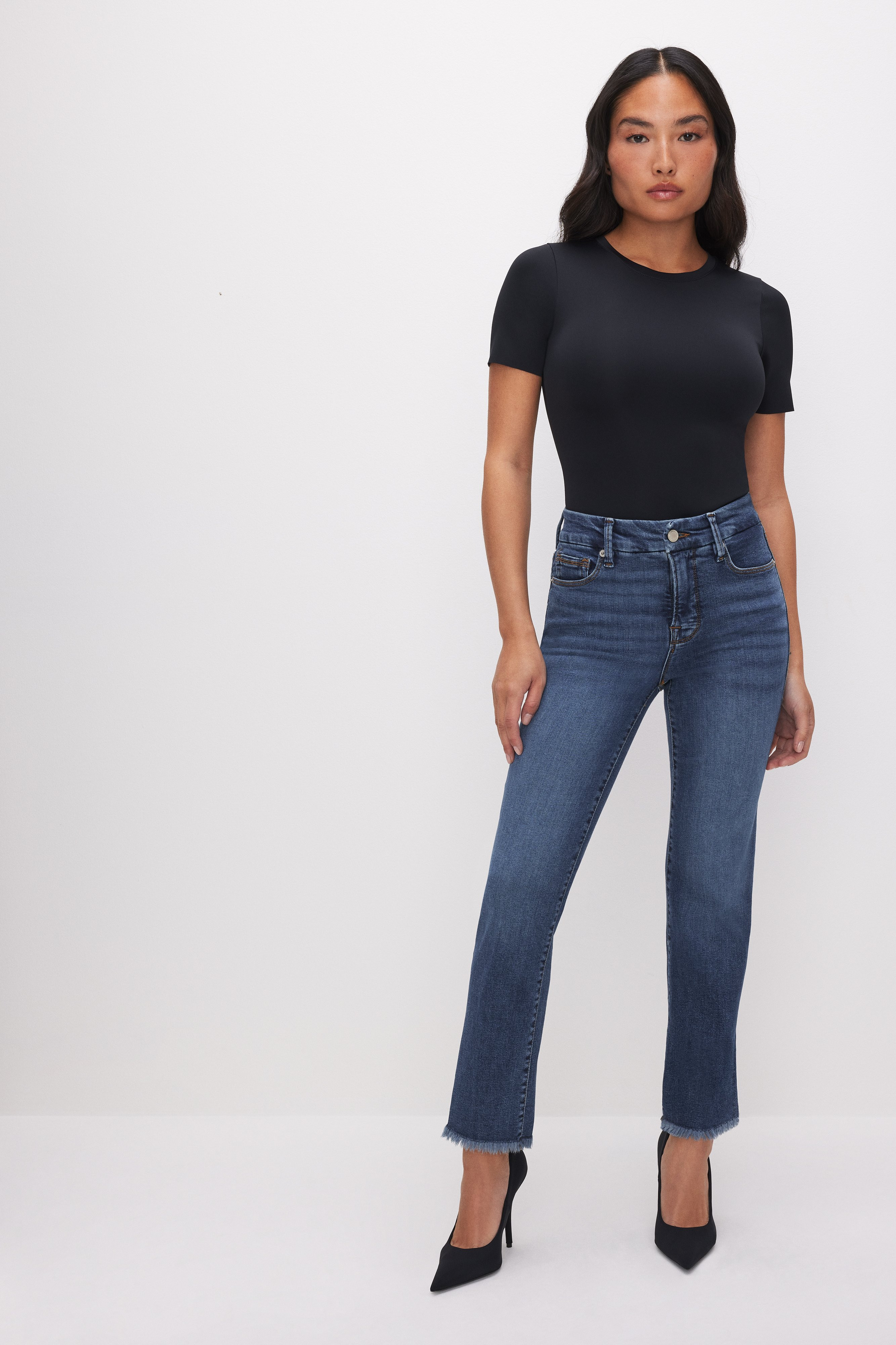 GOOD PETITE STRAIGHT JEANS | Good American