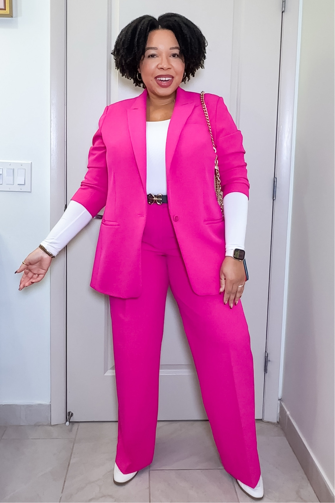 Pink is always in no matter the season! This power suit is proof! Am I right!?!

I’m wearing an XL in the blazer and 14 in the pants. They’re both a very comfortable fit and true to size.


#LTKMidsize #LTKWorkwear #LTKStyleTip