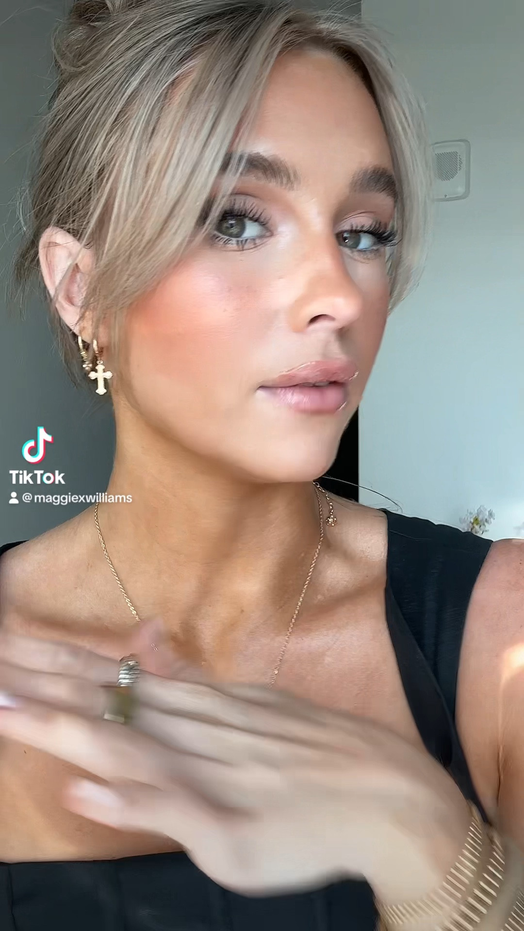 transform my daytime work makeup for a night out 🥂

#LTKbeauty