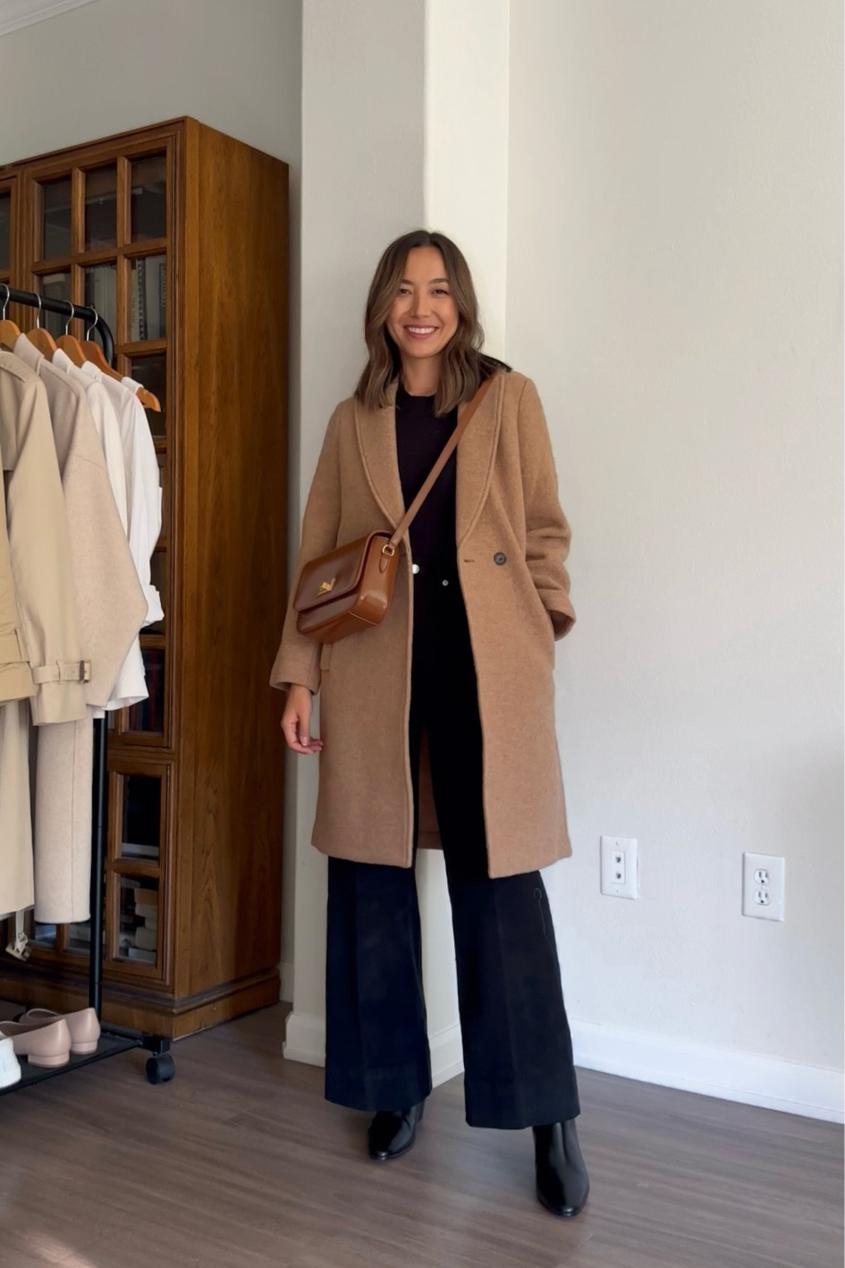 Fall outfit styling camel coat from jcrew - 30% off right now 

Leather tote / wool camel coat / corduroy pants / black leather totes  

#LTKSeasonal #LTKsalealert #LTKworkwear