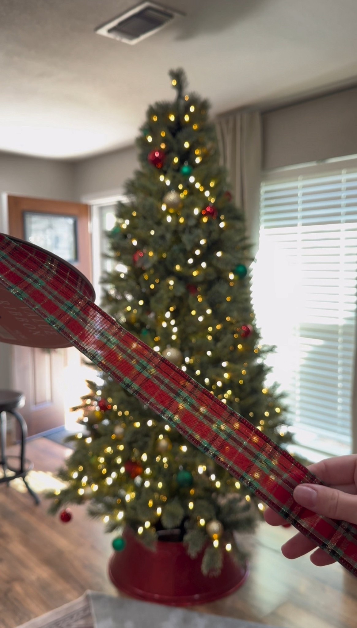 Plaid Christmas ribbon

#LTKSeasonal #LTKHoliday