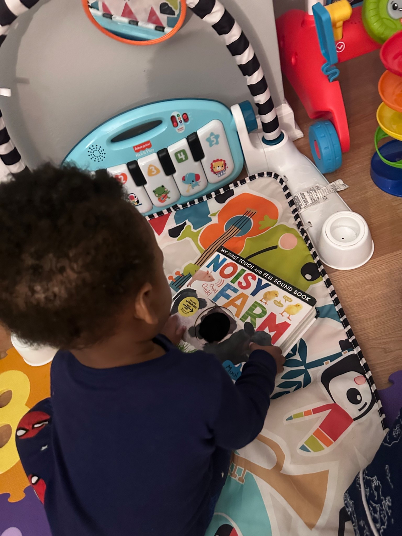 Bedtime just got more fun with this noisy farm animal book! 🐮🐷🐥
It’s the perfect toddler bedtime book — fun, interactive, and super engaging for little ones.
Each page has bright pictures and real farm animal sounds that keep them entertained and learning while you read together.
✨A must-have for bedtime routines!

#LTKKids #LTKFamily #LTKFinds #ToddlerBooks #InteractiveBooks #FarmAnimalBook #BedtimeRoutine #EarlyLearning #ToddlerMom #ReadWithMe #LearningThroughPlay #MomFinds #AffordableMomFinds

#LTKKids #LTKGiftGuide #LTKFamily