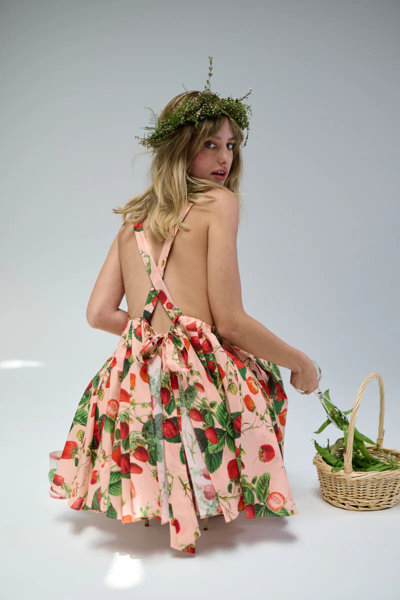 The Strawberry Wine Selkie Apron | Selkie Collection