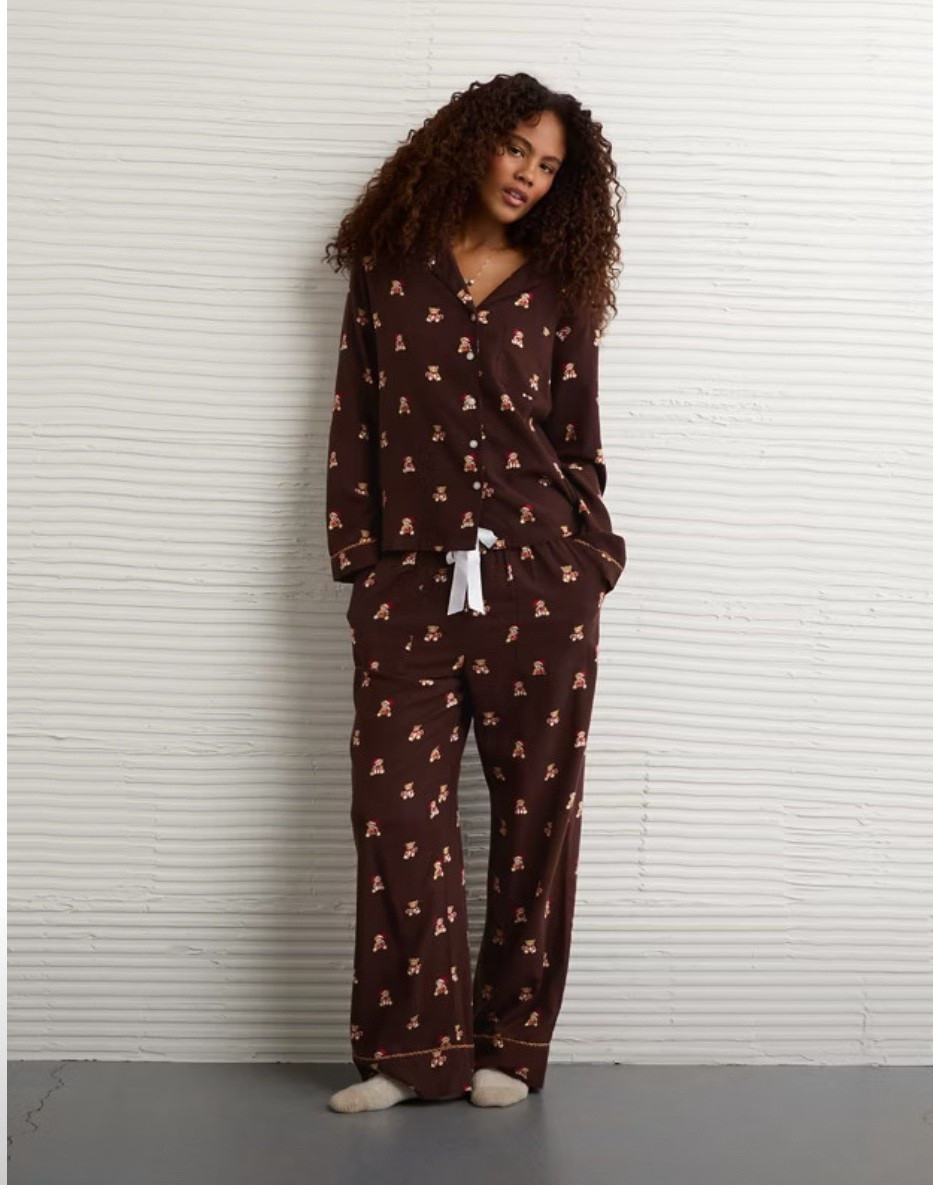 American Eagle Christmas Teddy PJs

#LTKHoliday #LTKStyleTip #LTKSeasonal
