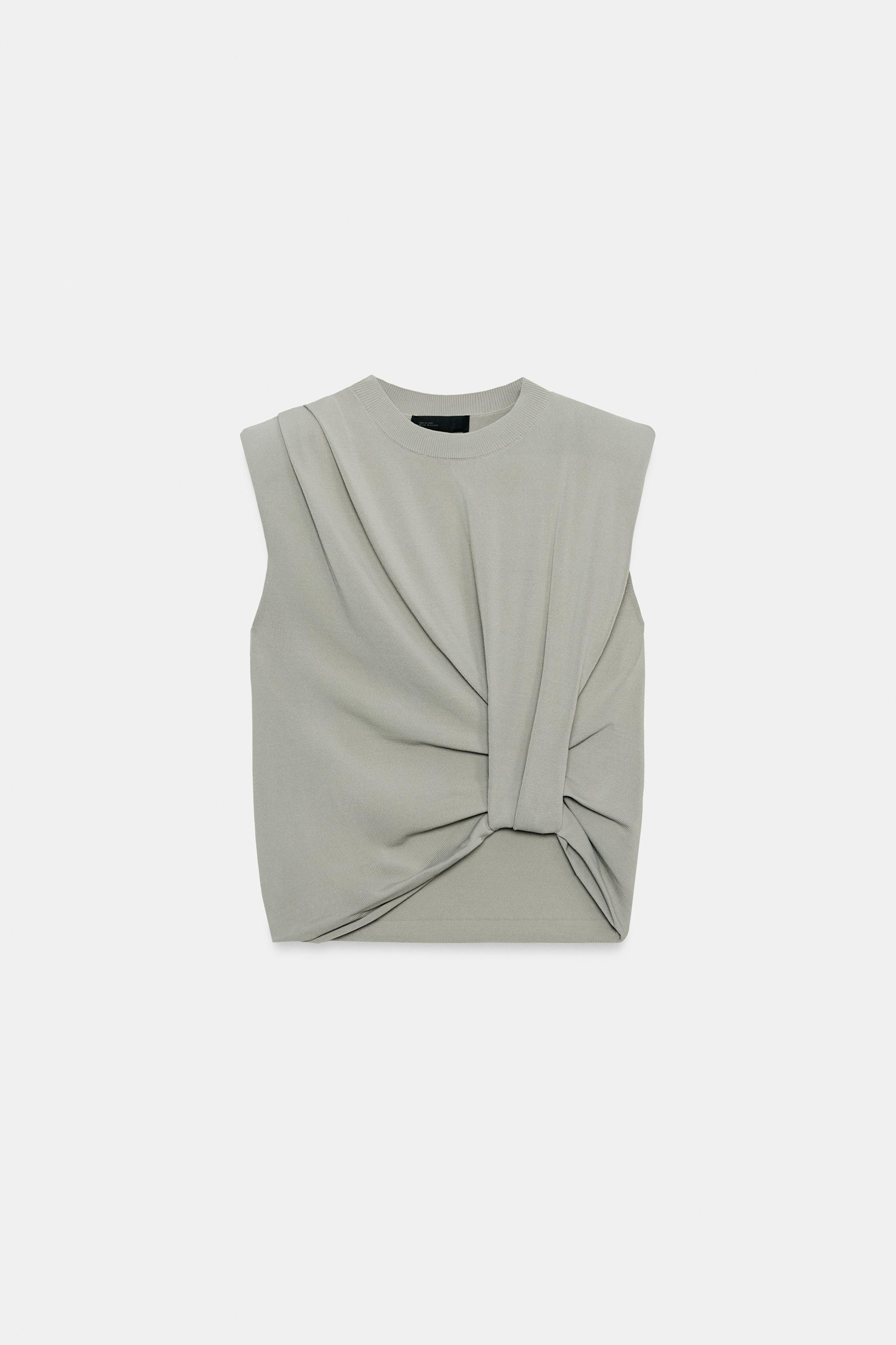 KNIT TOP WITH SHOULDER PADS | Zara US