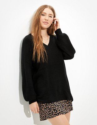 AE Oversized Dreamspun V-Neck Sweater | American Eagle Outfitters (US & CA)