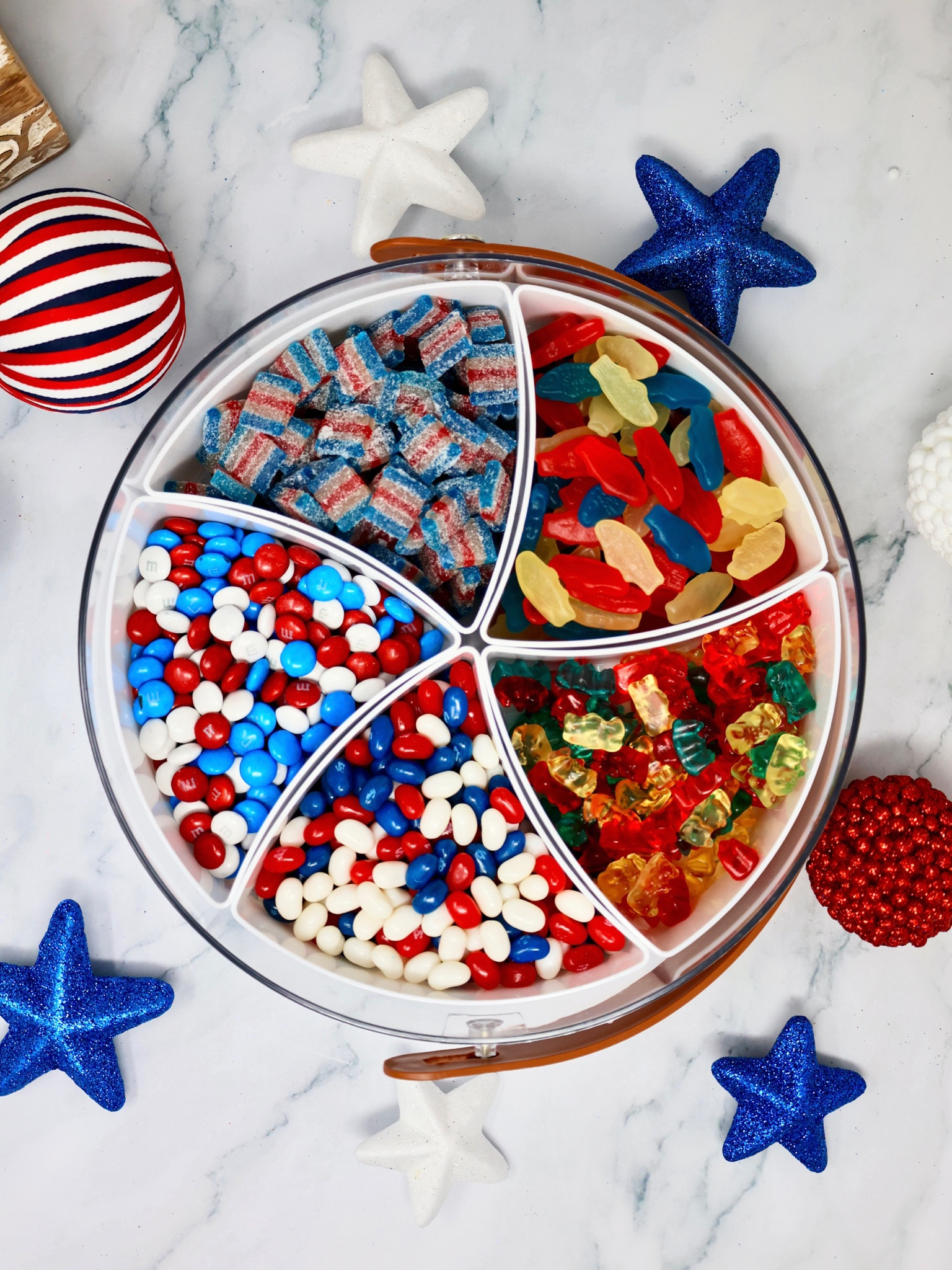 Red White & Blue Candy Snackle Box!!

Come with me as I fill up my Red White & Blue Candy Snackle Box! 

Which candy is your favorite?

All products linked in case you need this for 4th of July! 

#asmr #asmrsounds #snackle #snacklebox #candy #candybox #candysnacklebox #4thofjuly #fourthofjuly #4thofjulyparty #redwhiteandblue #snackleboxideas #patriotic #patrioticfood #foodtrends2024 #foodreviewers #foodiereview #tastysnacks #foodiepost #tastyeats #tastetesting #snackreview #foodhunters #trendingfoodies 

#LTKHome #LTKSeasonal #LTKSummerSales