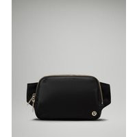 lululemon - Everywhere Belt Bag Large 2L - Black,neutral/Black/Gold | Lululemon (US)