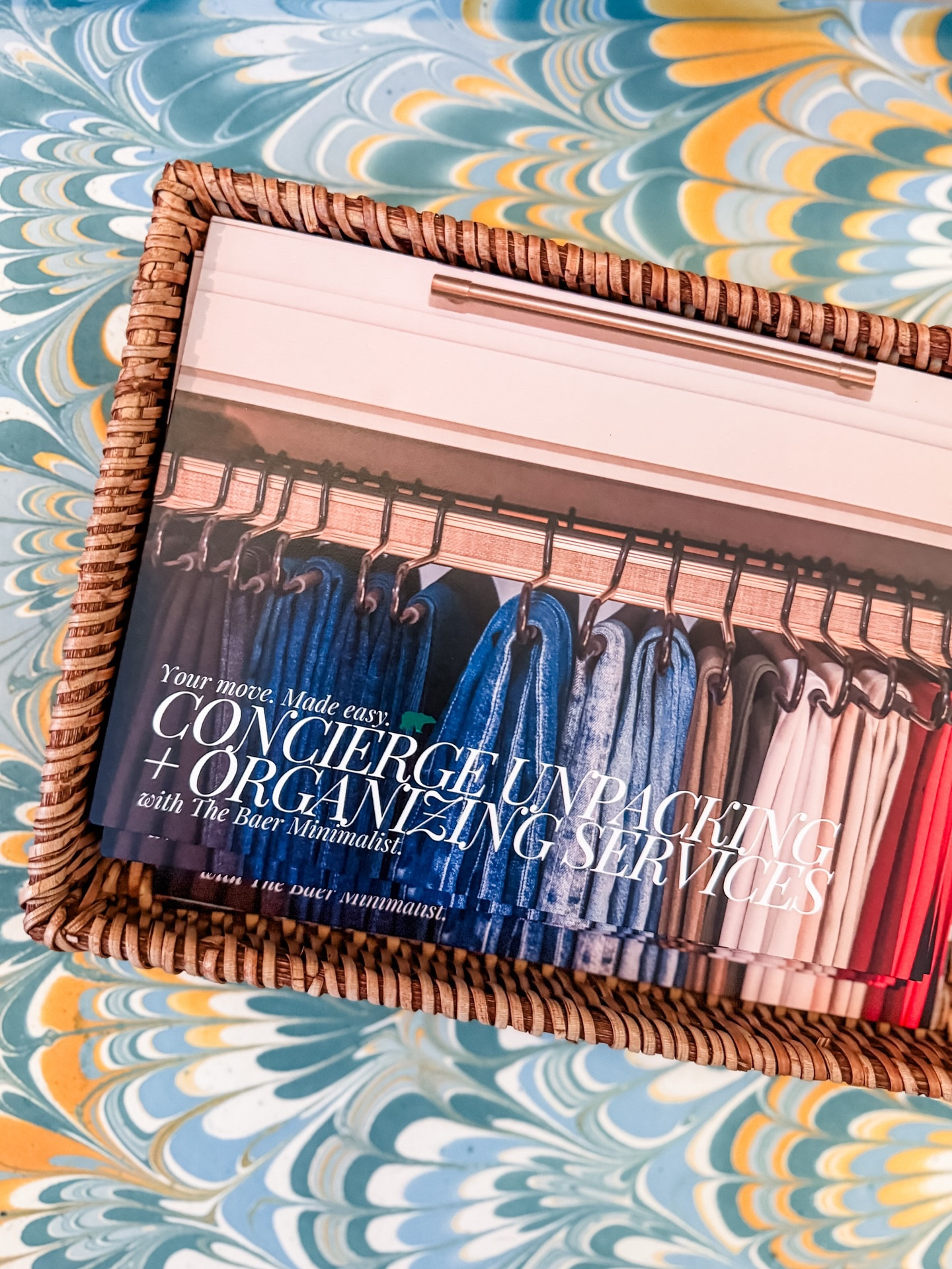 We just love having the chance to showcase some unexpected organized moments throughout another gorgeous #mckenziepierrothomes by @jodipierrotdesign and @madebymckenzie.

Located in @holliday_farms, this home could be yours for the holidays. 🎄 Just give @callmattindy a call!!