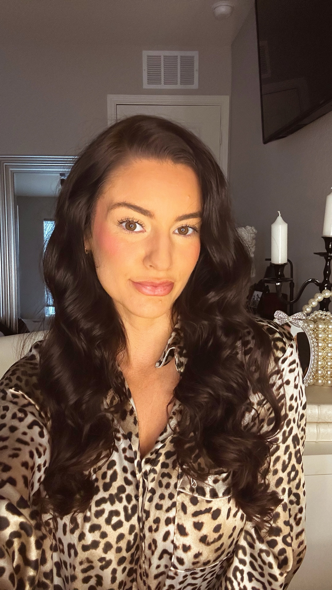 First time doing heatless curls ! I think I’m a fan. 

Hair, hair styles

#LTKBeauty #LTKgrwm #LTKmorningroutine