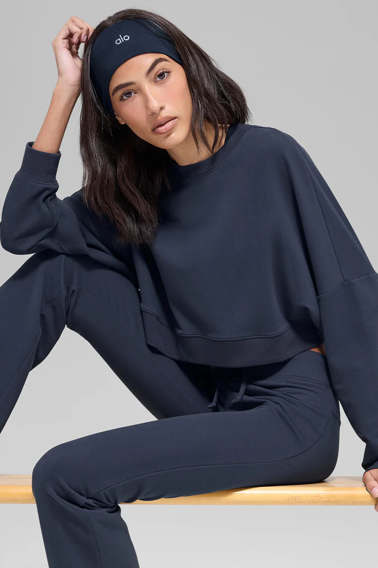 Cropped Sway Crew Neck Pullover | Alo Yoga (US)