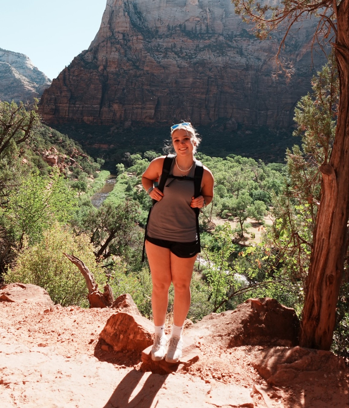 Zion National Park OOTD!! 🧡💚 

#LTKActive #LTKBeauty #LTKStyleTip