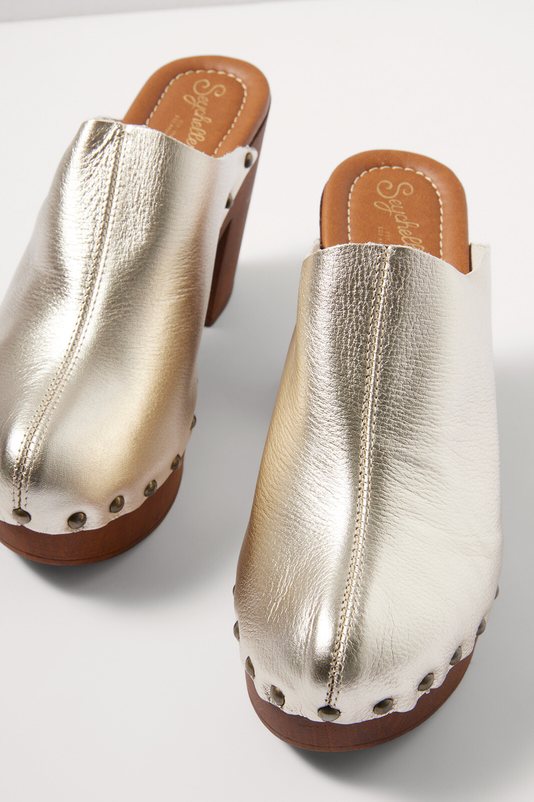 Go All Out Clog | Evereve