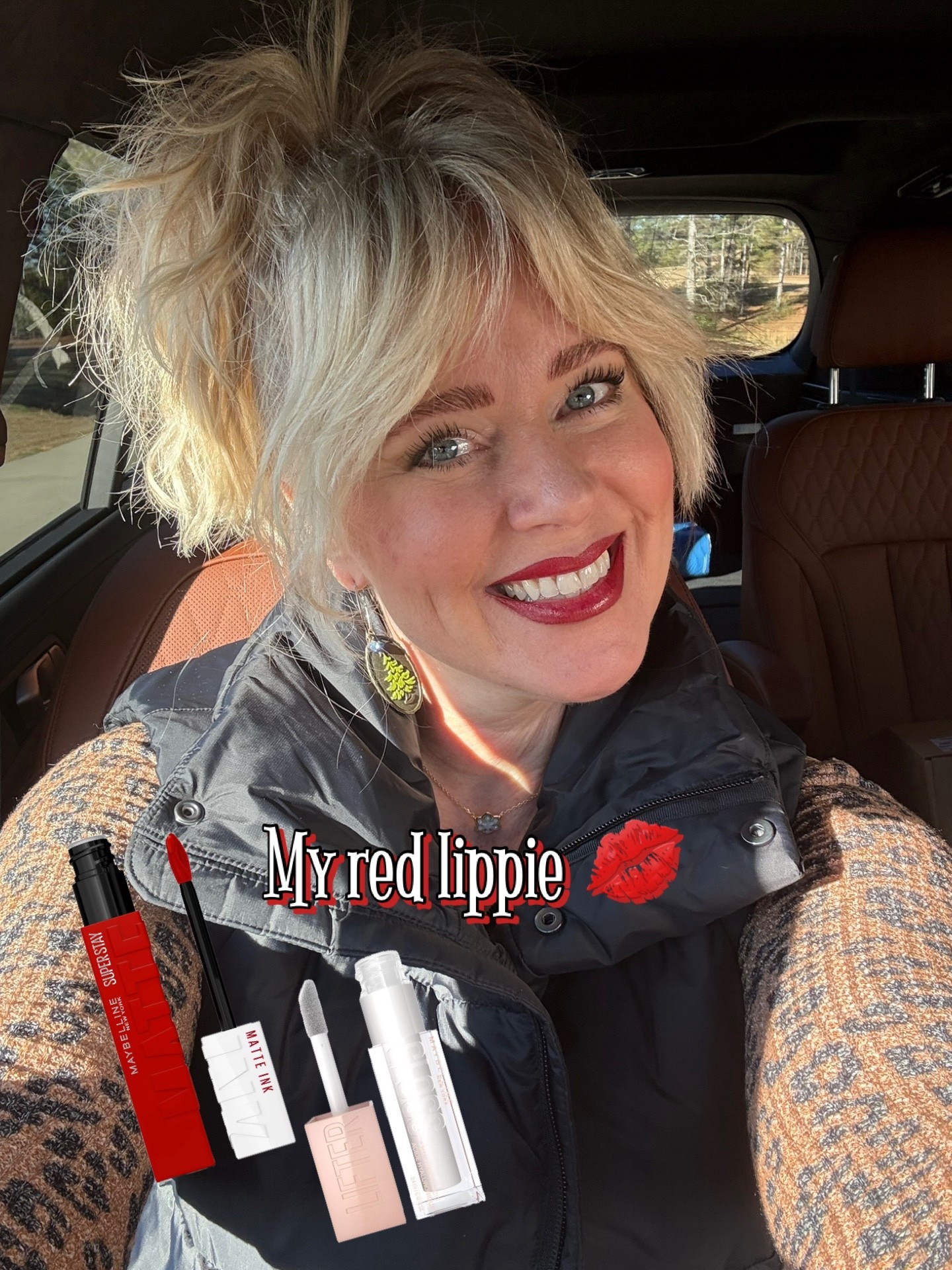 My red lippie 💋

#LTKHoliday #LTKOver40 #LTKBeauty