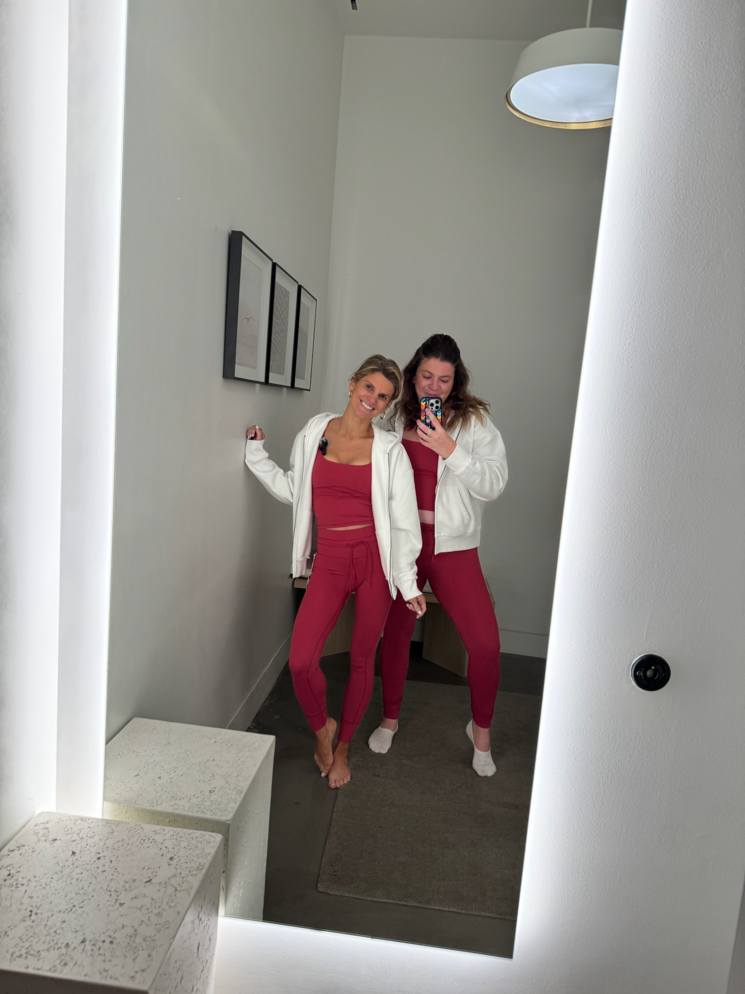 Vuori New Arrivals Try On

I wear XS in everything but sized up to a S in red leggings and yellow shorts shorts 

Lally wears size L/XL depending on fit! 