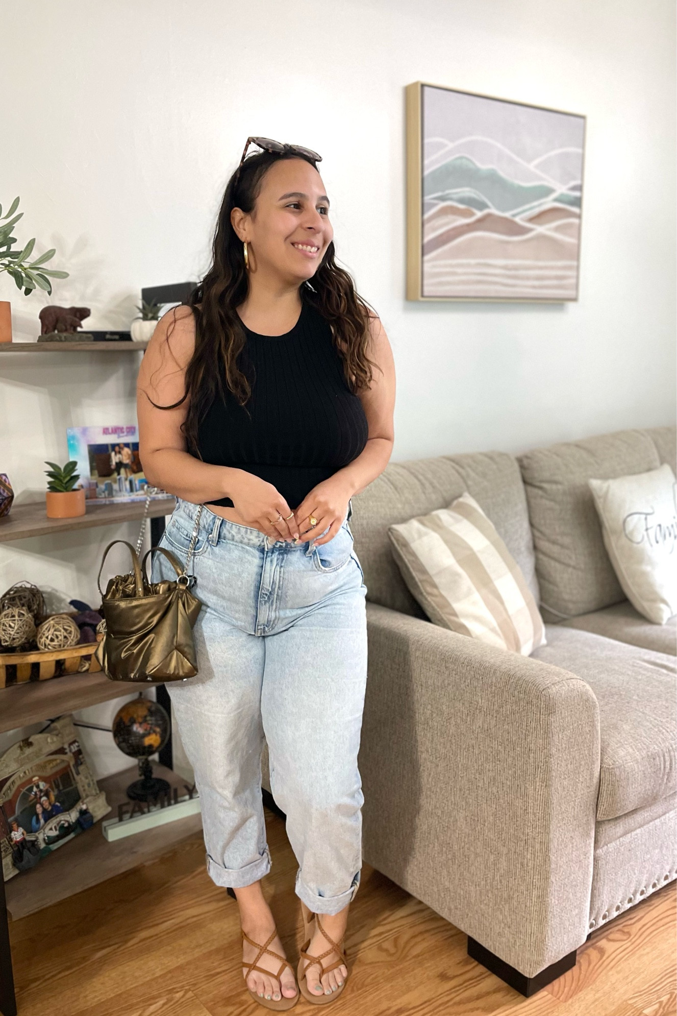 Casual outfit for “errands” aka going to Target 🎯

Stay tuned for a Target finds series coming soon 🤩

But for now, I have linked all items and similar ones for the pieces that I can’t link!

#target #targetrun #casualoutfit #errandsoutfit #hm #zarabag #summeroutfit #springoutfit #nordstrom #nordstromsunglasses

#LTKstyletip #LTKFind #LTKunder50