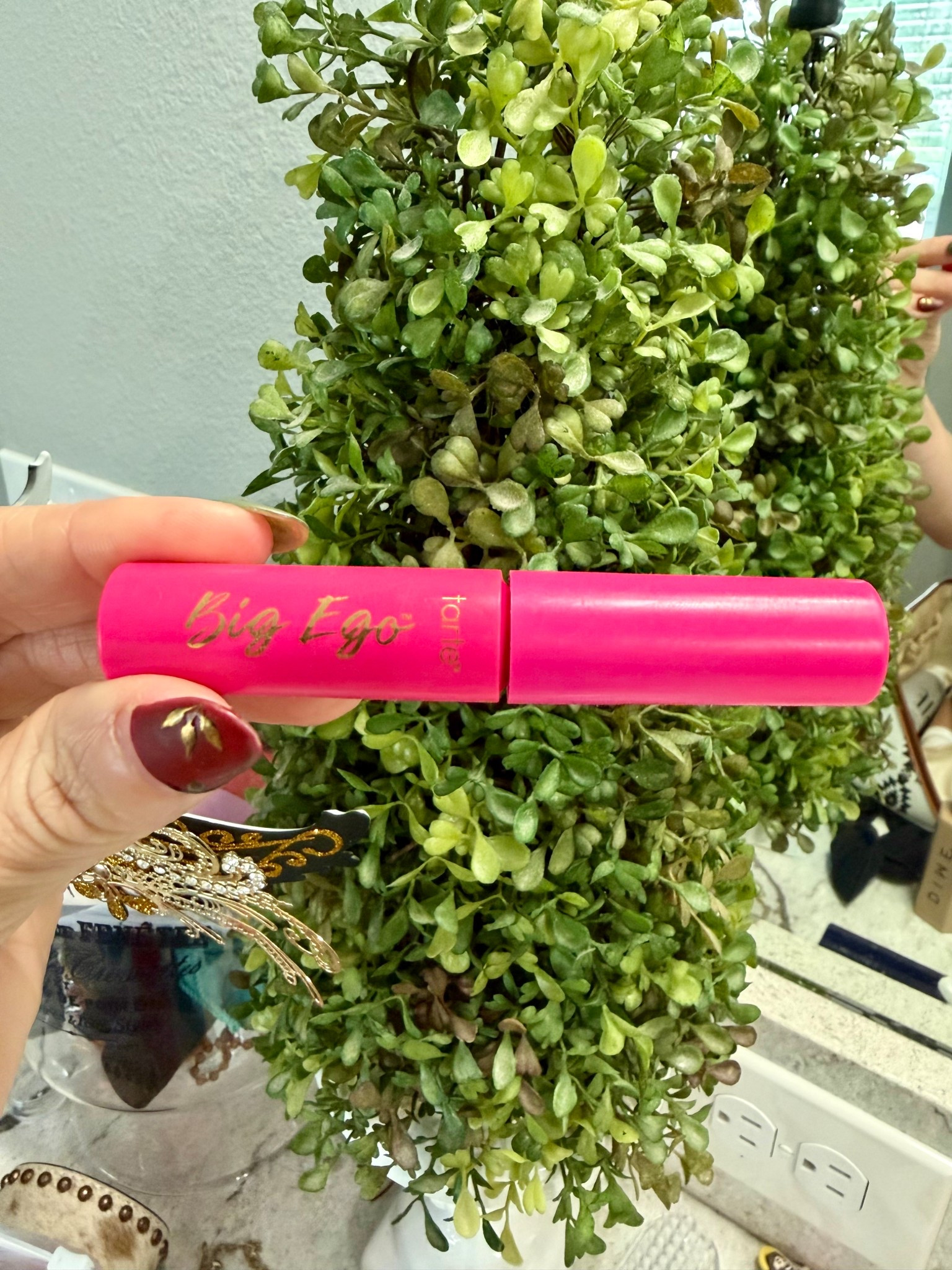 My newest beauty obsession! Tarte BIG EGO! 

#LTKBeauty #LTKGiftGuide #LTKgrwm