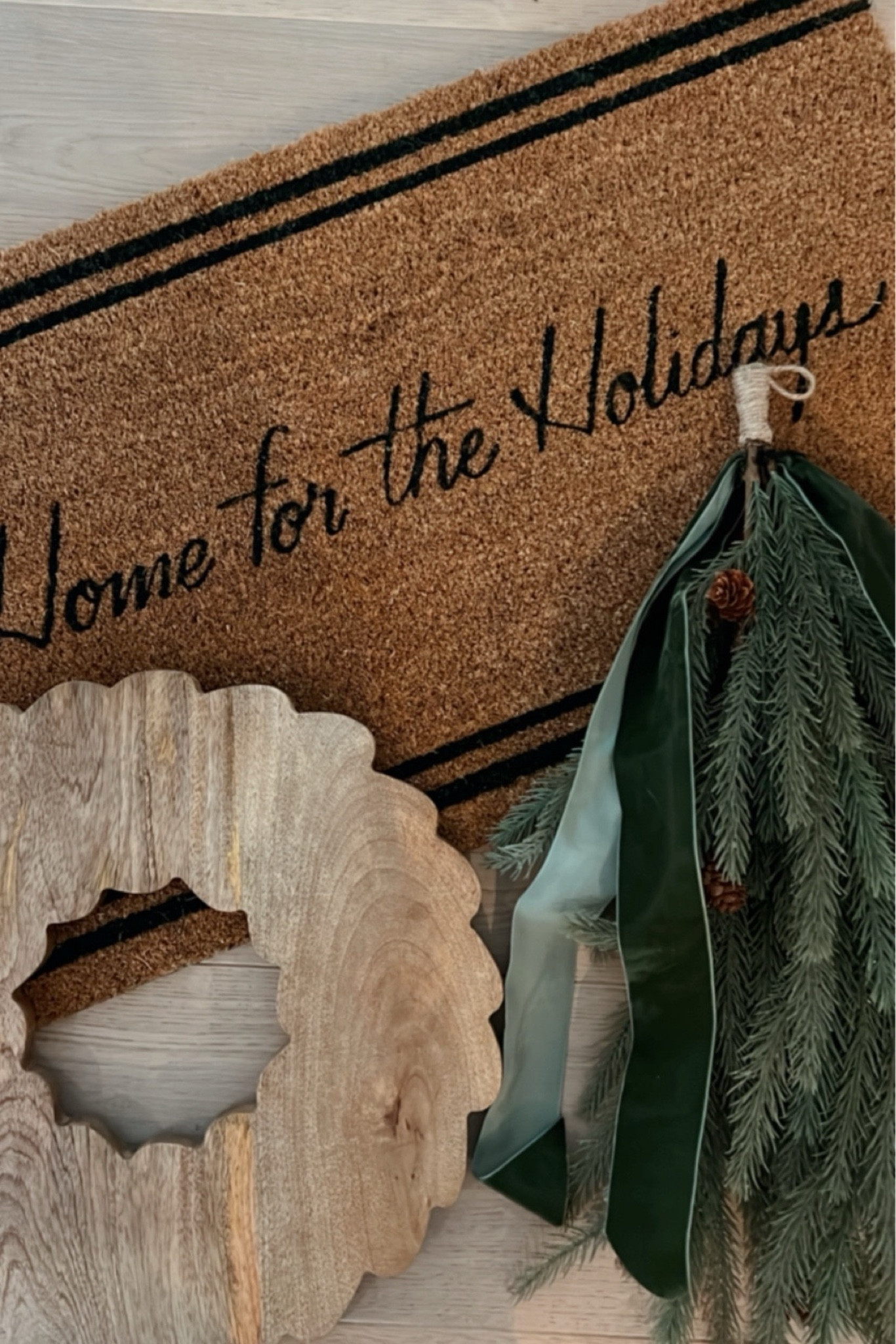 Holiday decor, holiday home decor, Christmas decor, target home, target holiday decor 

#LTKHome #LTKFindsUnder50 #LTKSeasonal