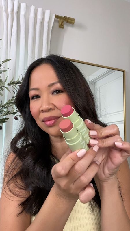 #ad Loving these @PixiBeauty +Hydra LipTreats from @Target – They’re hydrating & creamy! Swatching Peachy and Rosette today! Perfect everyday colors for summer.

Find them at @target with my favorites linked in my @shop.ltk

#Pixi #PixiPerfect #PixiBeauty #Target #targetpartner