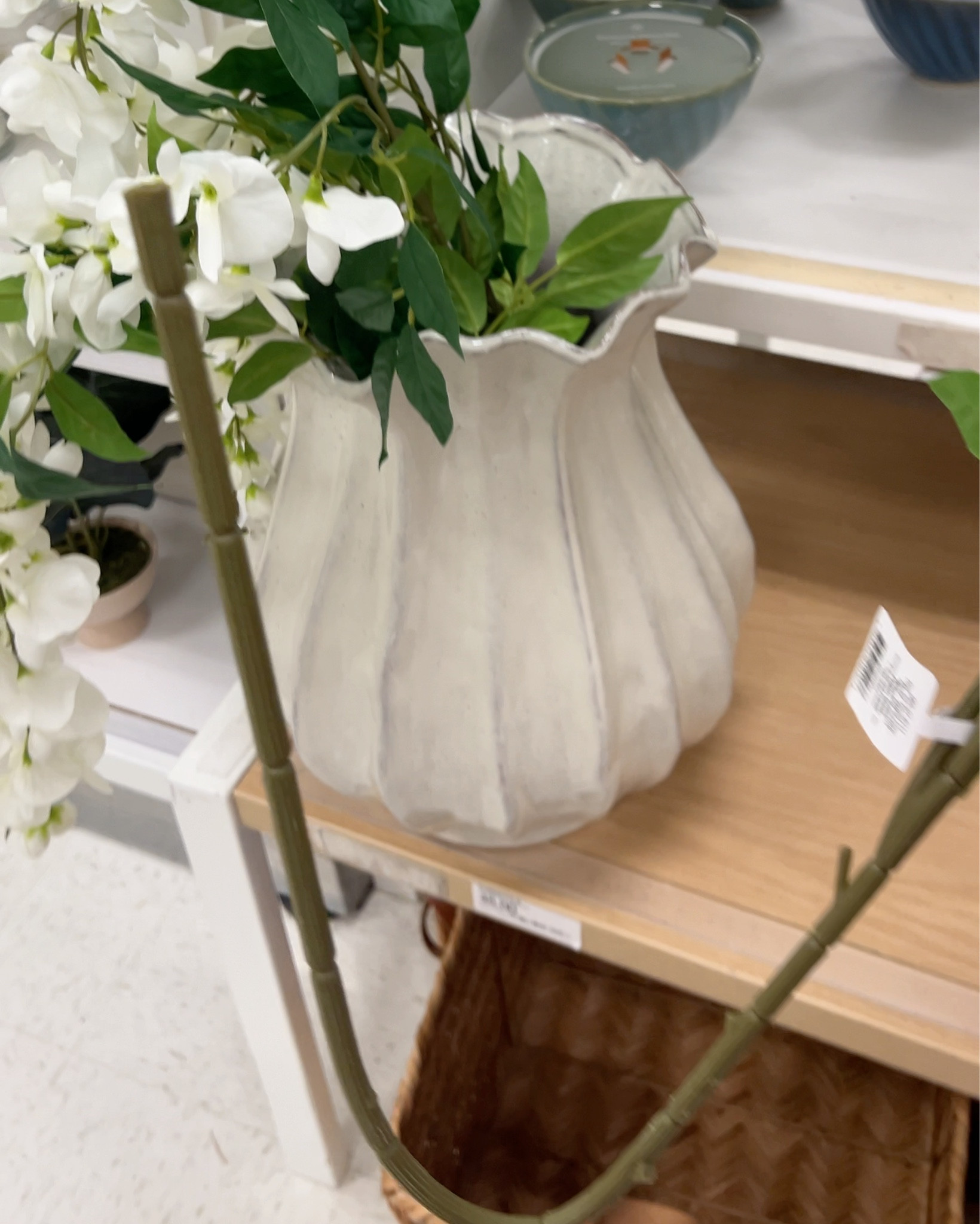 Just TWO stems in this LARGE vase I’m loving from Target makes such a statement!!!!! (Bent the stems a bit)

I need to go back for this! I love one statement piece on a table or island vs lots of little ones 

#LTKSeasonal #LTKspring #LTKHome