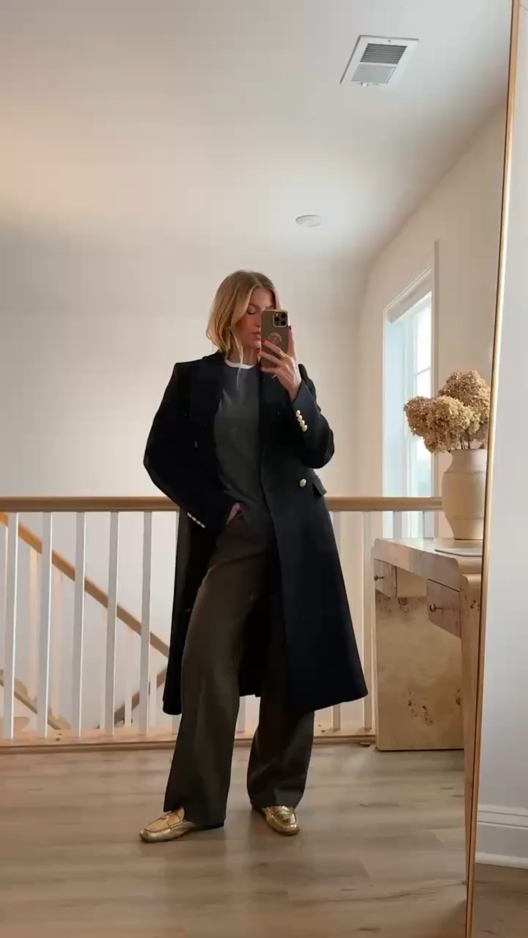 Elevated winter look! @aritzia #aritziapartner #paidlink #ad
Sweater: wearing size Med. 
Pants: run TTS. 
Coat: Runs TTS

#LTKGiftGuide #LTKHoliday