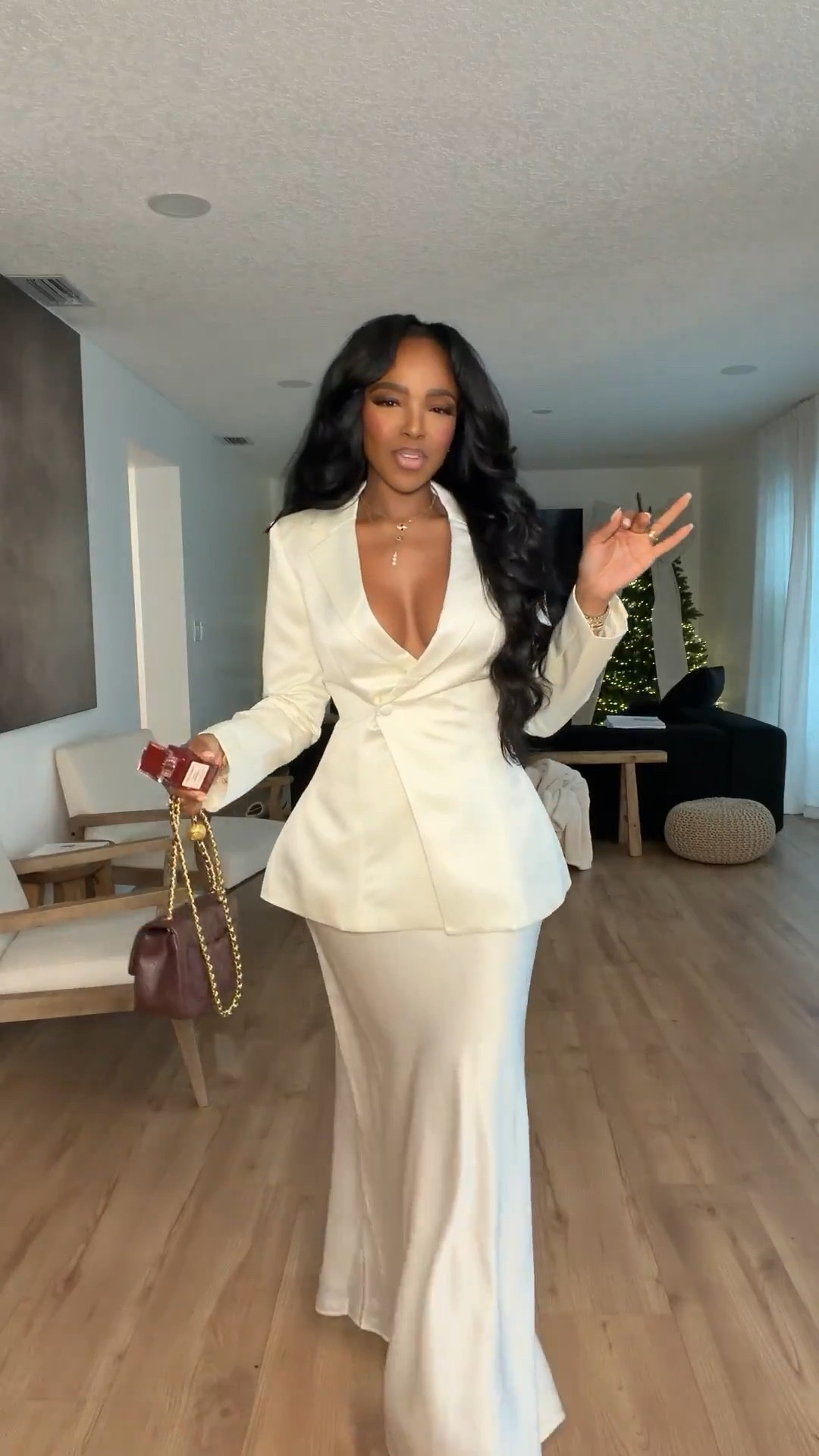 A monochrome moment that feels luxurious without trying — this soft-structured blazer paired with the matching maxi skirt creates the most elegant hourglass silhouette. The fit is smooth, sculpting, and effortlessly formal while still feeling modern and wearable.

Perfect for winter events, holiday parties, and elevated evenings out.

📏 Sizing: Wearing Small | Height 5'4" | 138 lbs | 34D | 27" waist | 40" hips

Tap to get details.

Cream blazer outfit ideas, matching skirt set looks, winter formal style inspiration, elegant monochrome outfit.

Follow me on Instagram and YouTube @kirasfashionfinds

#LTKgrwm #LTKvlog #LTKootd